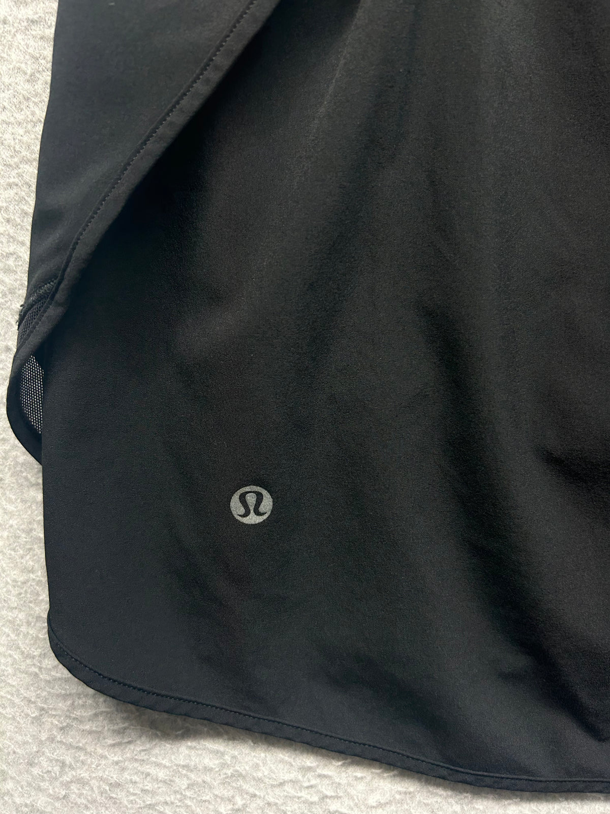 Lululemon Hotty Hot High-Rise Skirt Long Size 6 Black