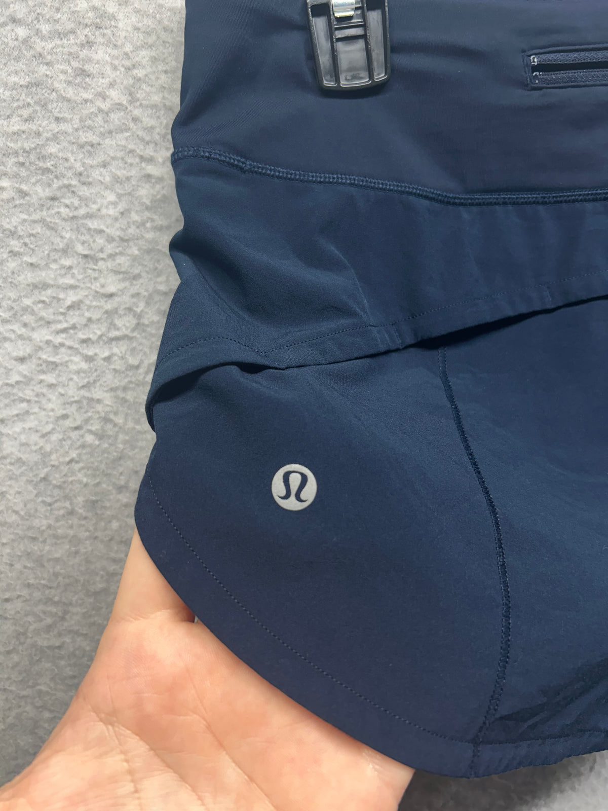 Lululemon Speed Up Short 2.5" Size 6 True Navy