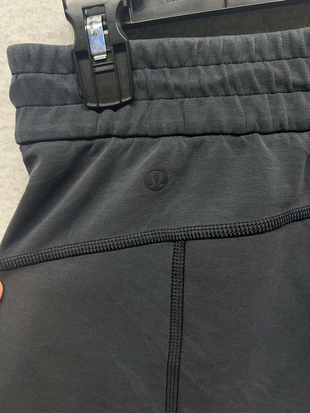 Lululemon Softstreme High-Rise Short 4" Size 6 Black
