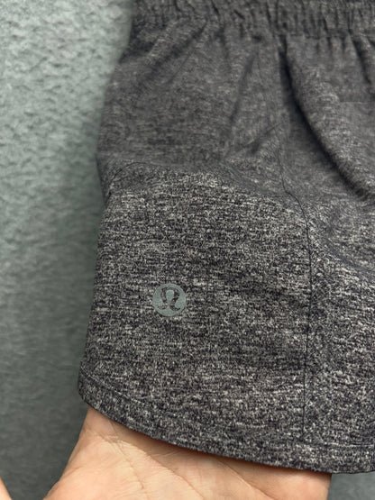 Lululemon Tracker Short V 4" Size 6 Heathered Black