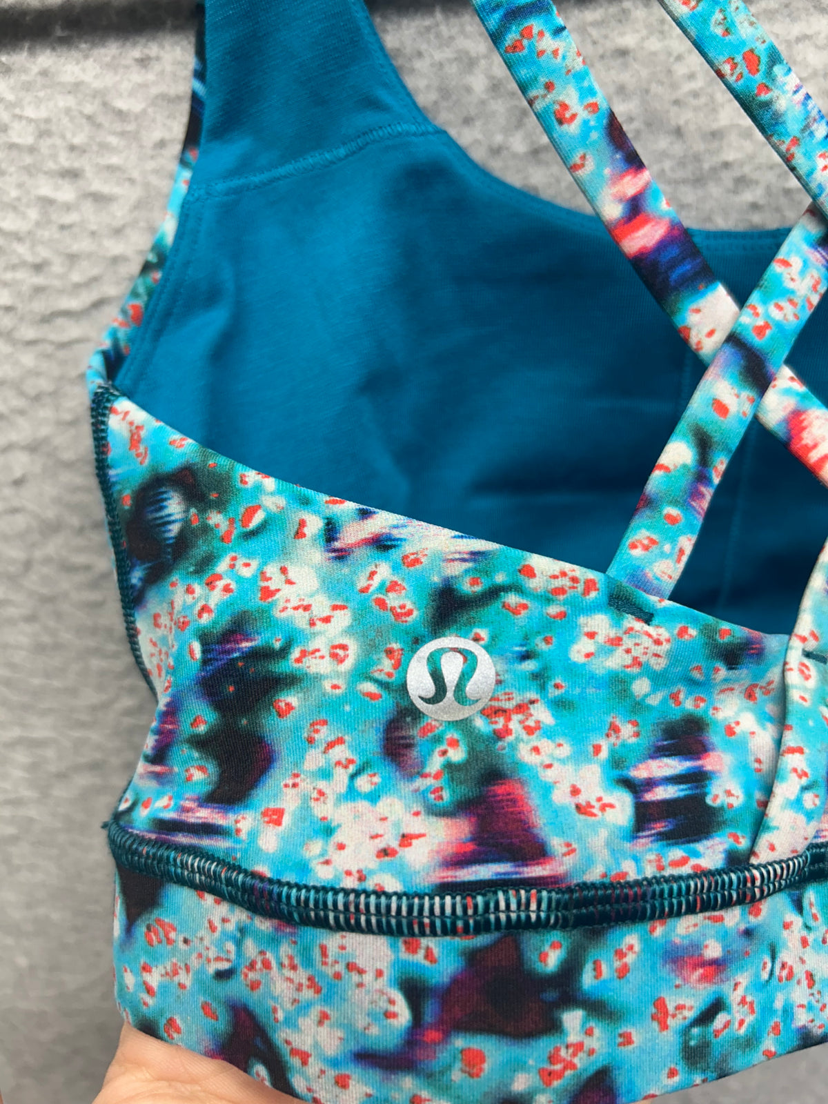 Lululemon Energy Bra Size 6 Quick Start Multi