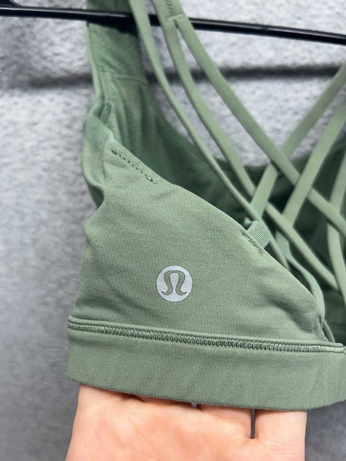 Lululemon Free to Be Serene Bra Size 6 Bronze Green