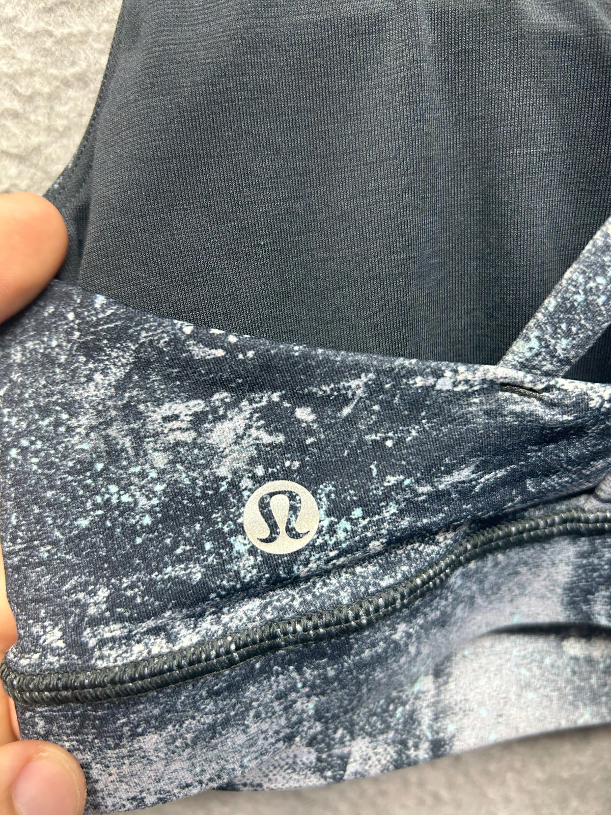 Lululemon Energy Bra Size 8 Vitalize Multi