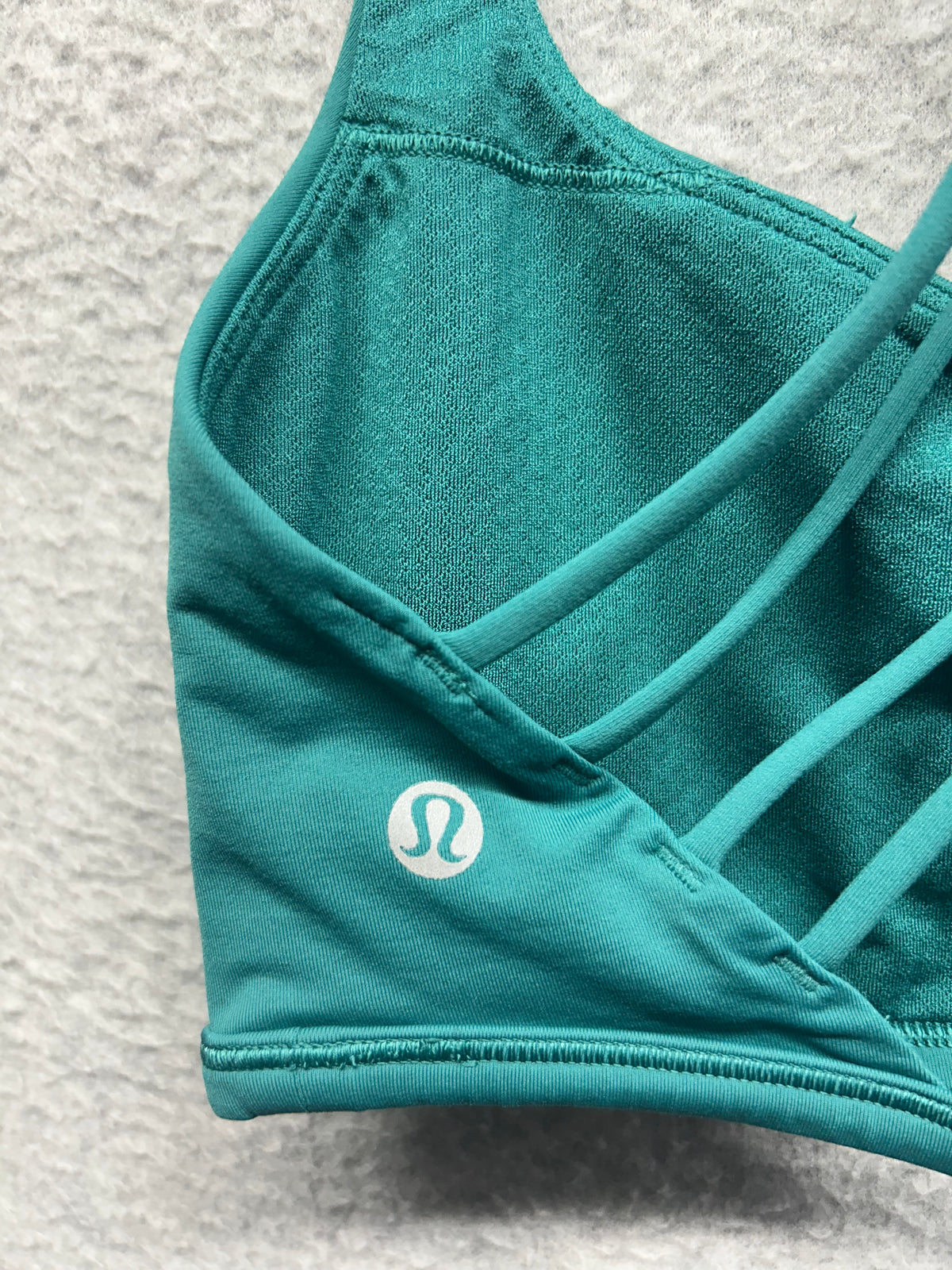 Lululemon Free To Be Bra Wild Size 8 Tidal Teal