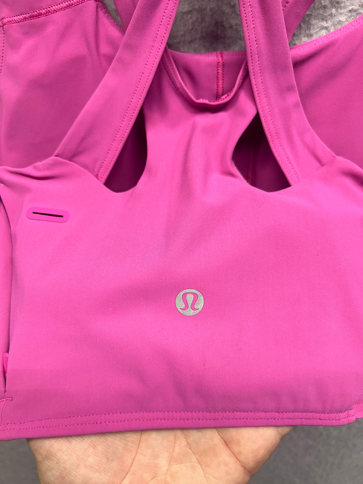 Lululemon Stash It Bra Size 8 Sonic Pink
