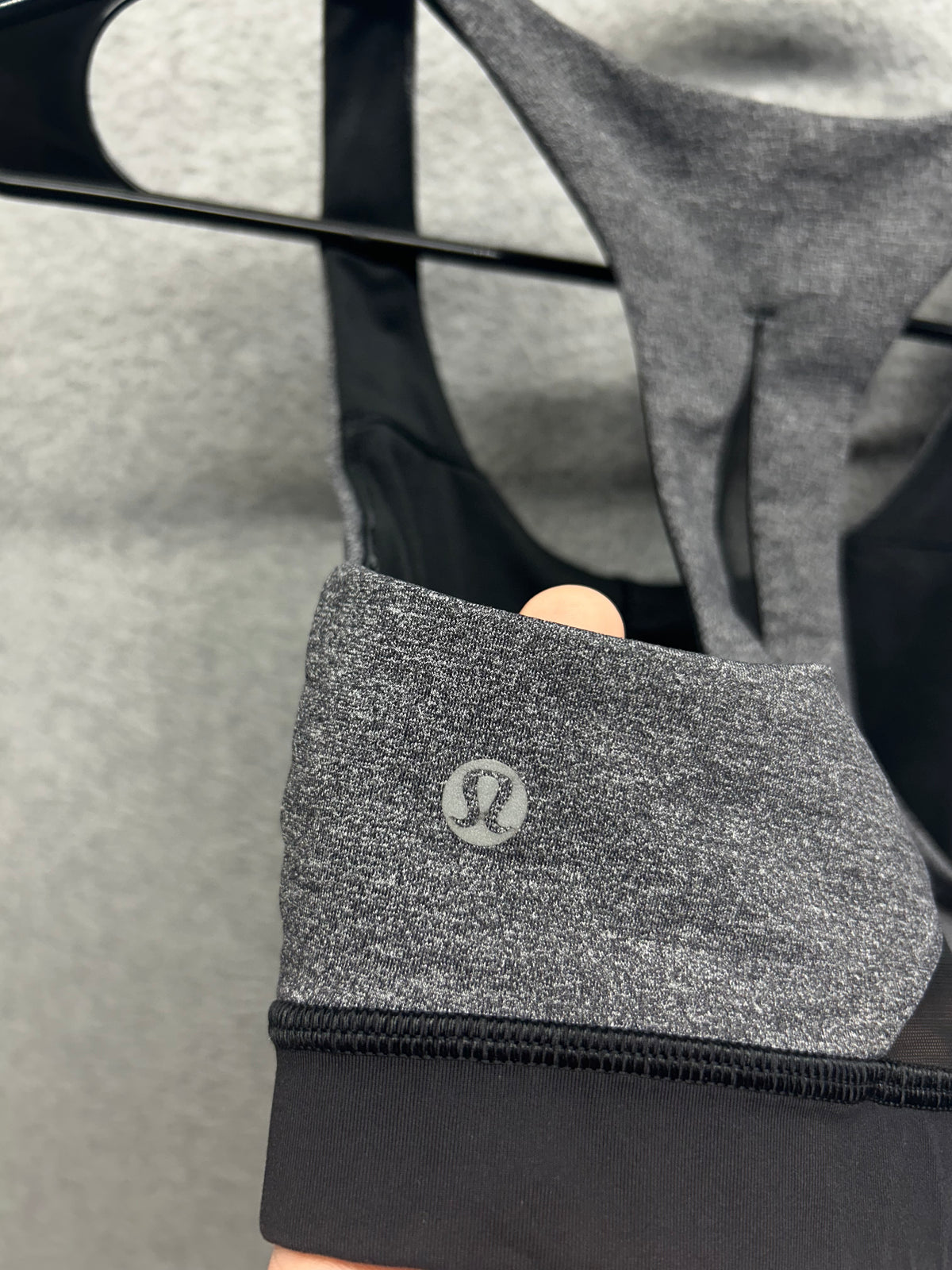 Lululemon Invigorate Bra Size 8 Heathered Black / Black