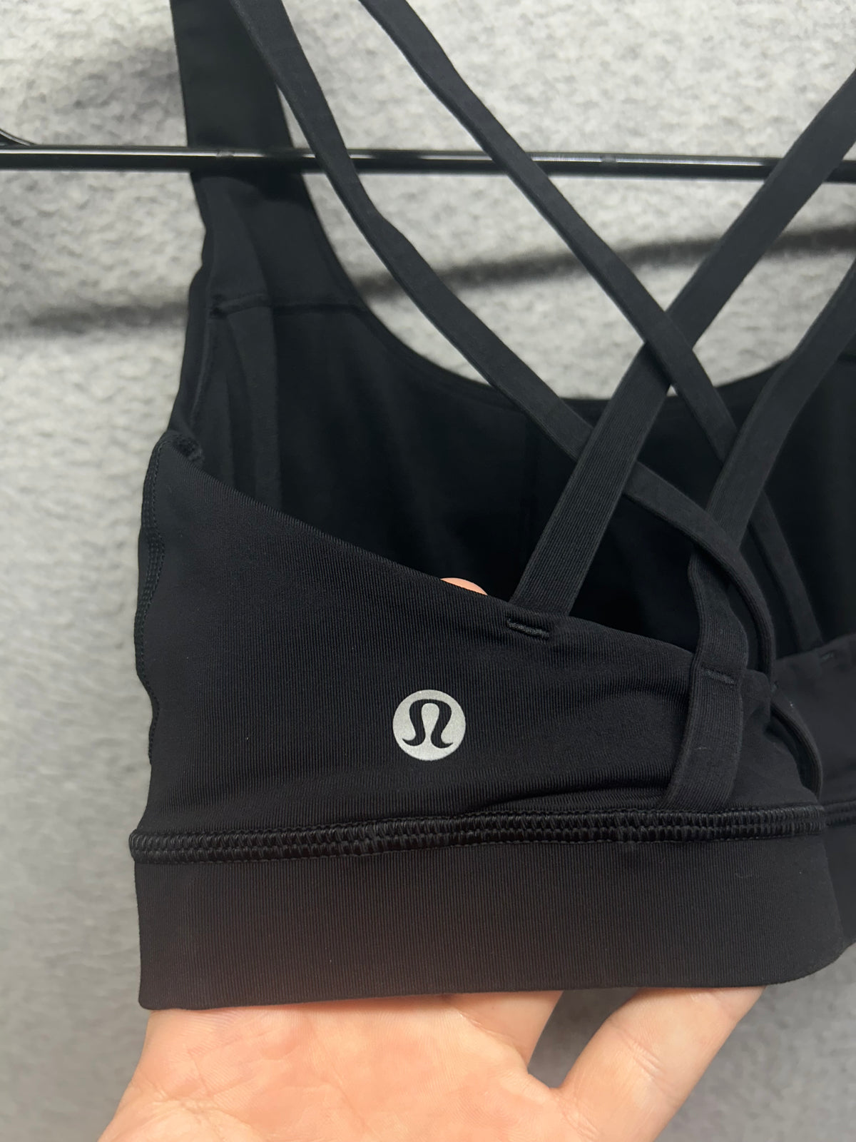 Lululemon Energy Bra Size 4 Black