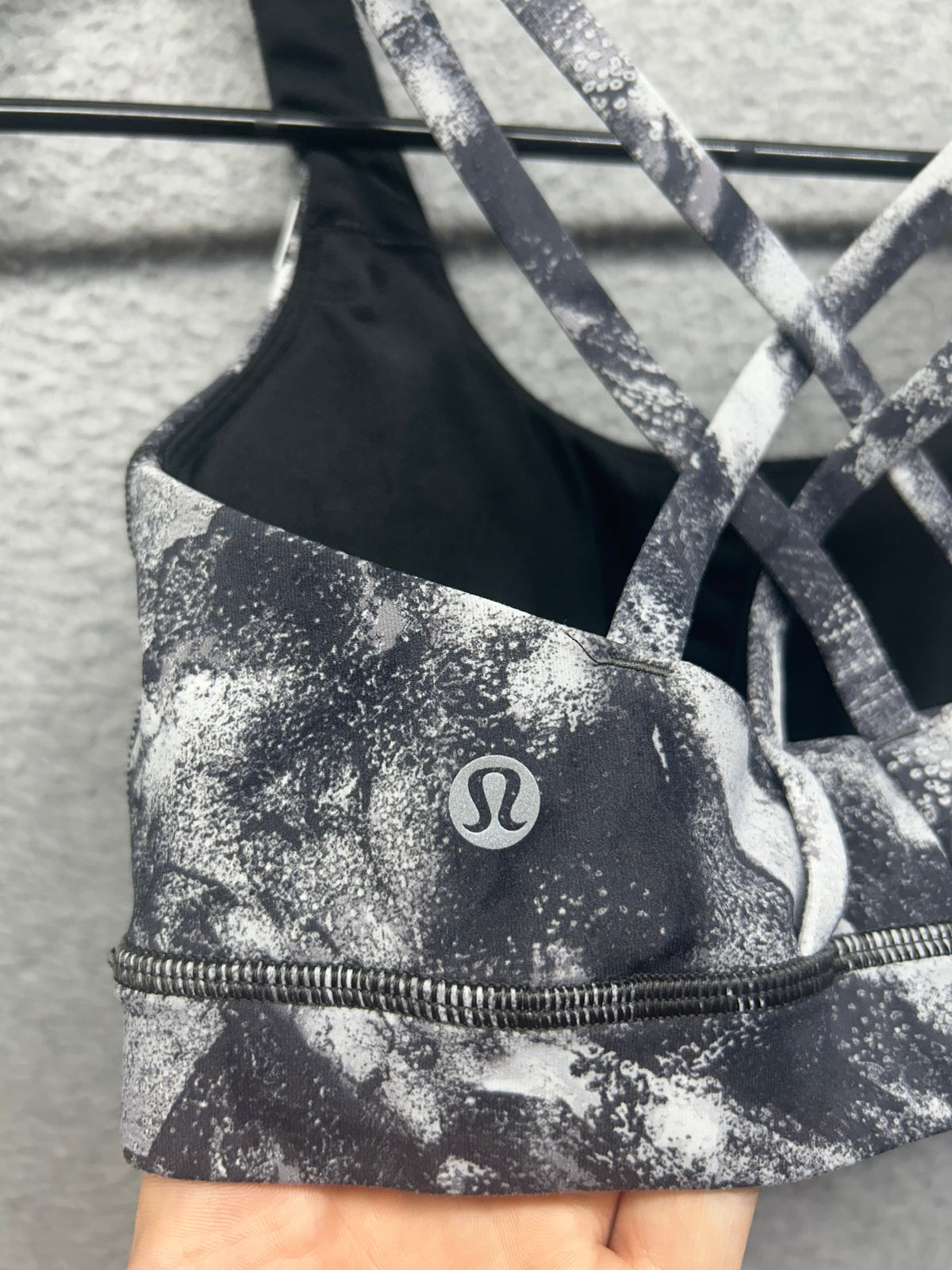 Lululemon Energy Bra Size 4 Take Flight Grey Multi