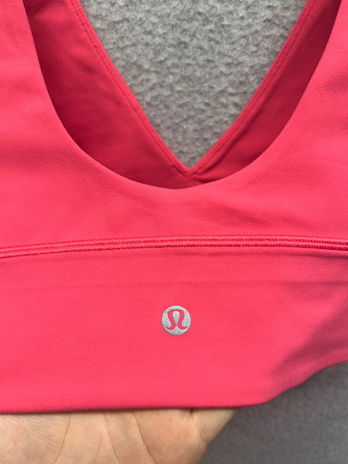 Lululemon Align V-Neck Bra Size 6 Lip Gloss