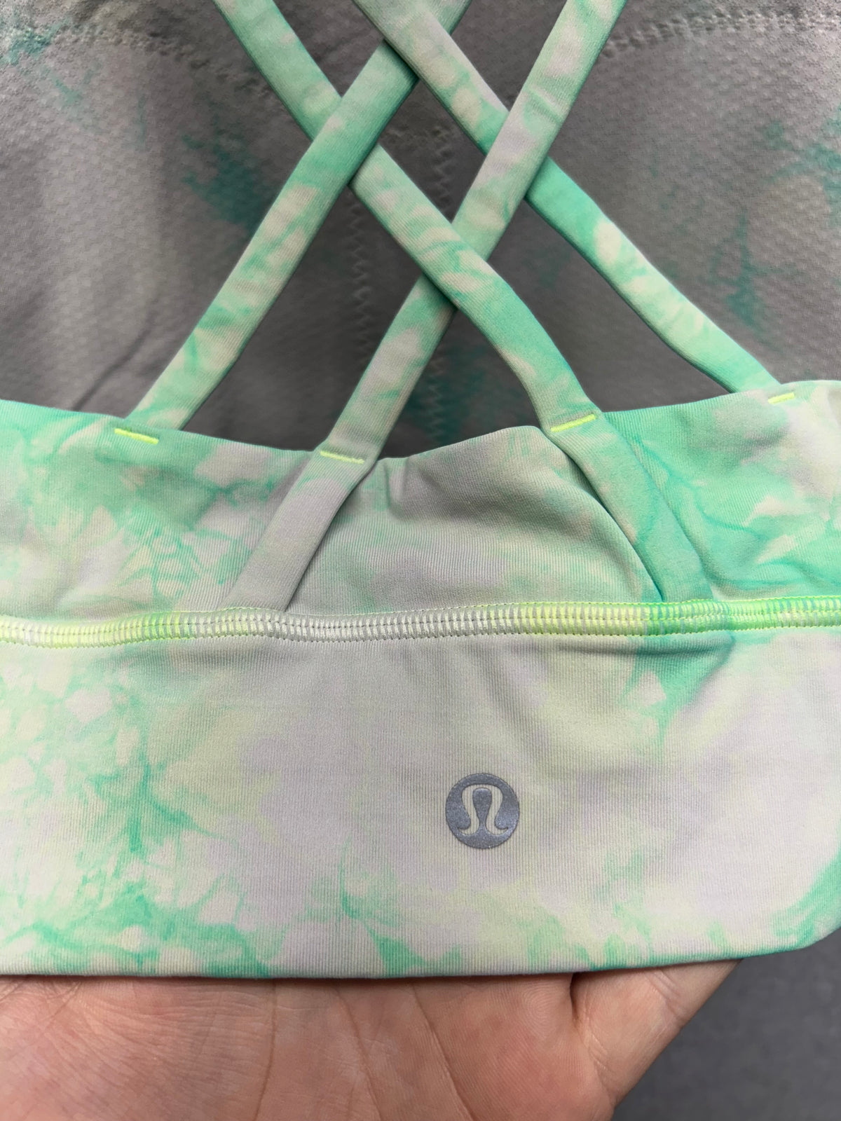 Lululemon Energy Bra High Neck Long Line Shibori Size 10 Dual Shibori White Highlight Yellow Green