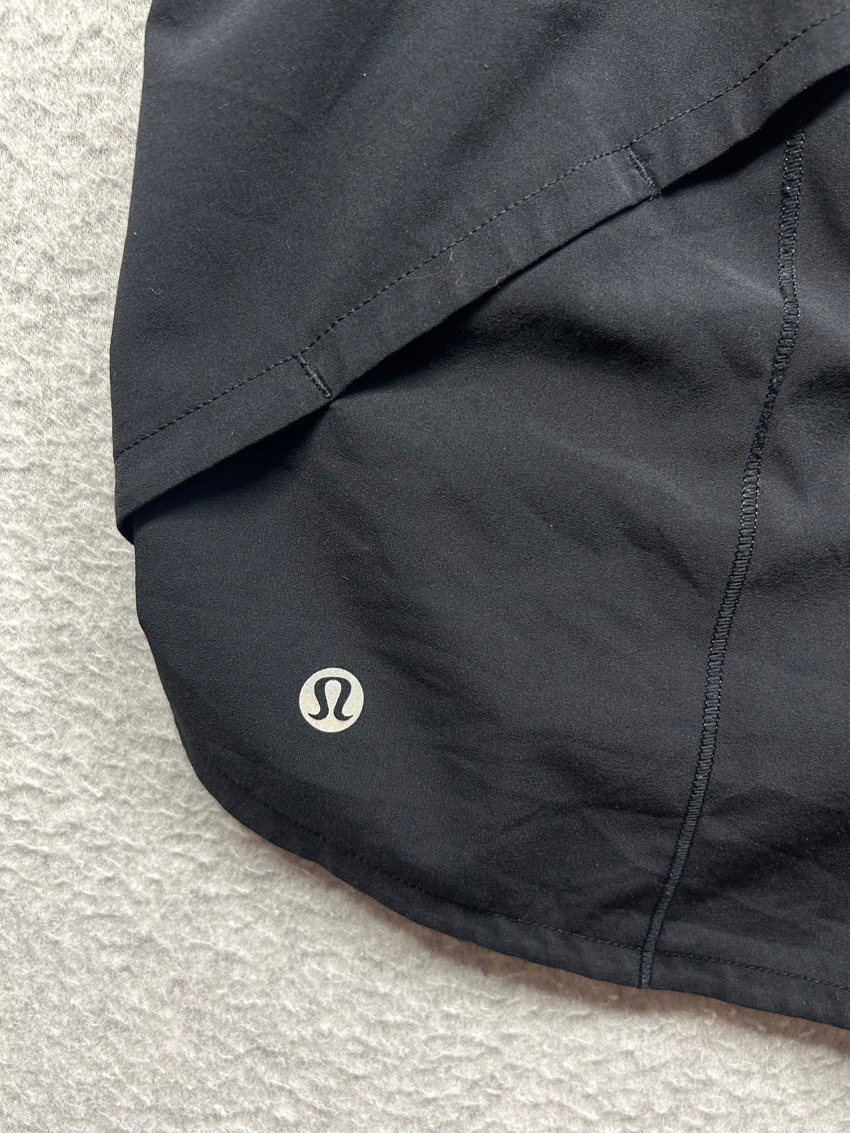 Lululemon Speed Up Short Long 4" Updated Fit Size 8 Black