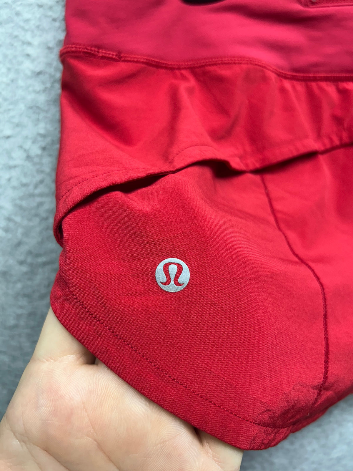 Lululemon Speed Up Short 2.5" Size 8 Dark Red