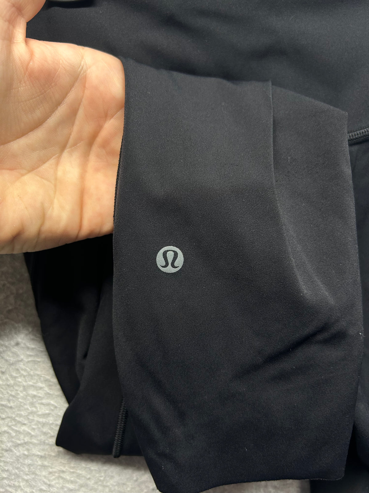 Lululemon Base Pace High-Rise Crop 23" Size 4 Black