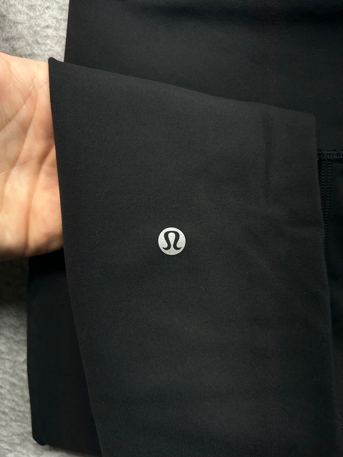 Lululemon Wunder Train High-Rise Tight 25" Size 4 Black