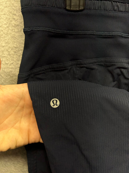 Lululemon Dance Studio Crop II Unlined 20" Size 4 True Navy