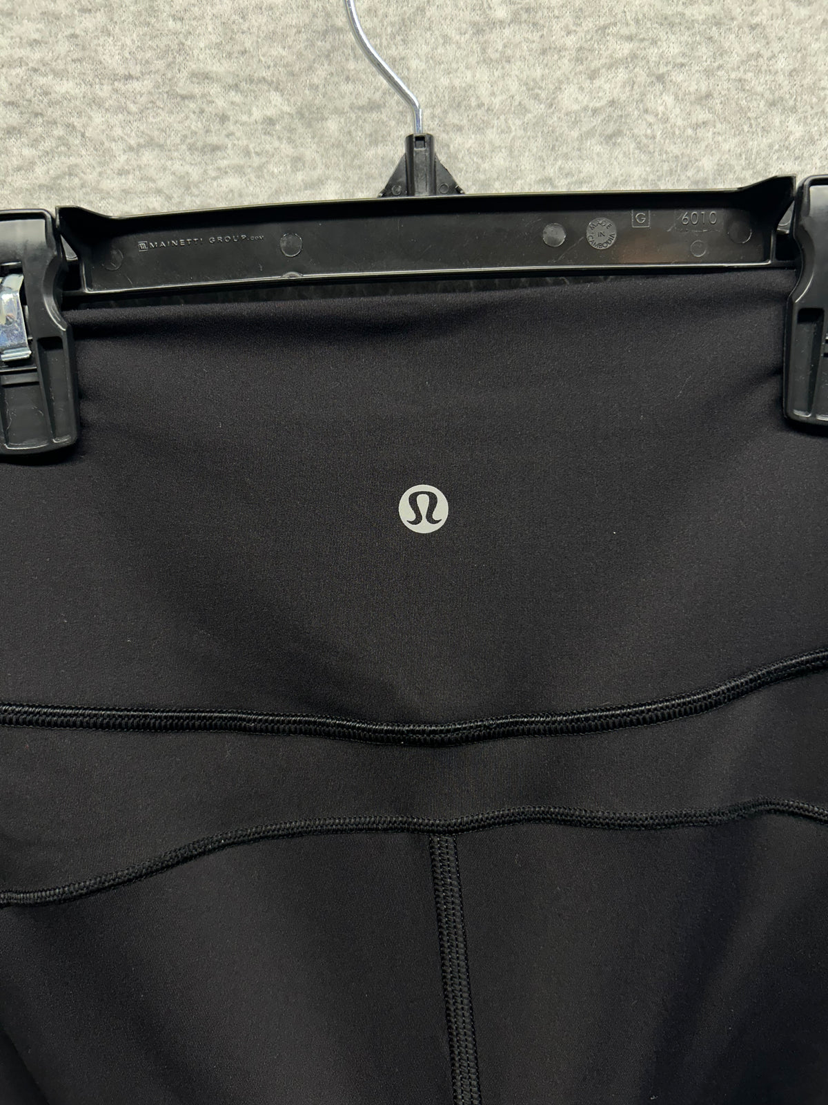 Lululemon In Movement Tight 25" Everlux Size 4 Black