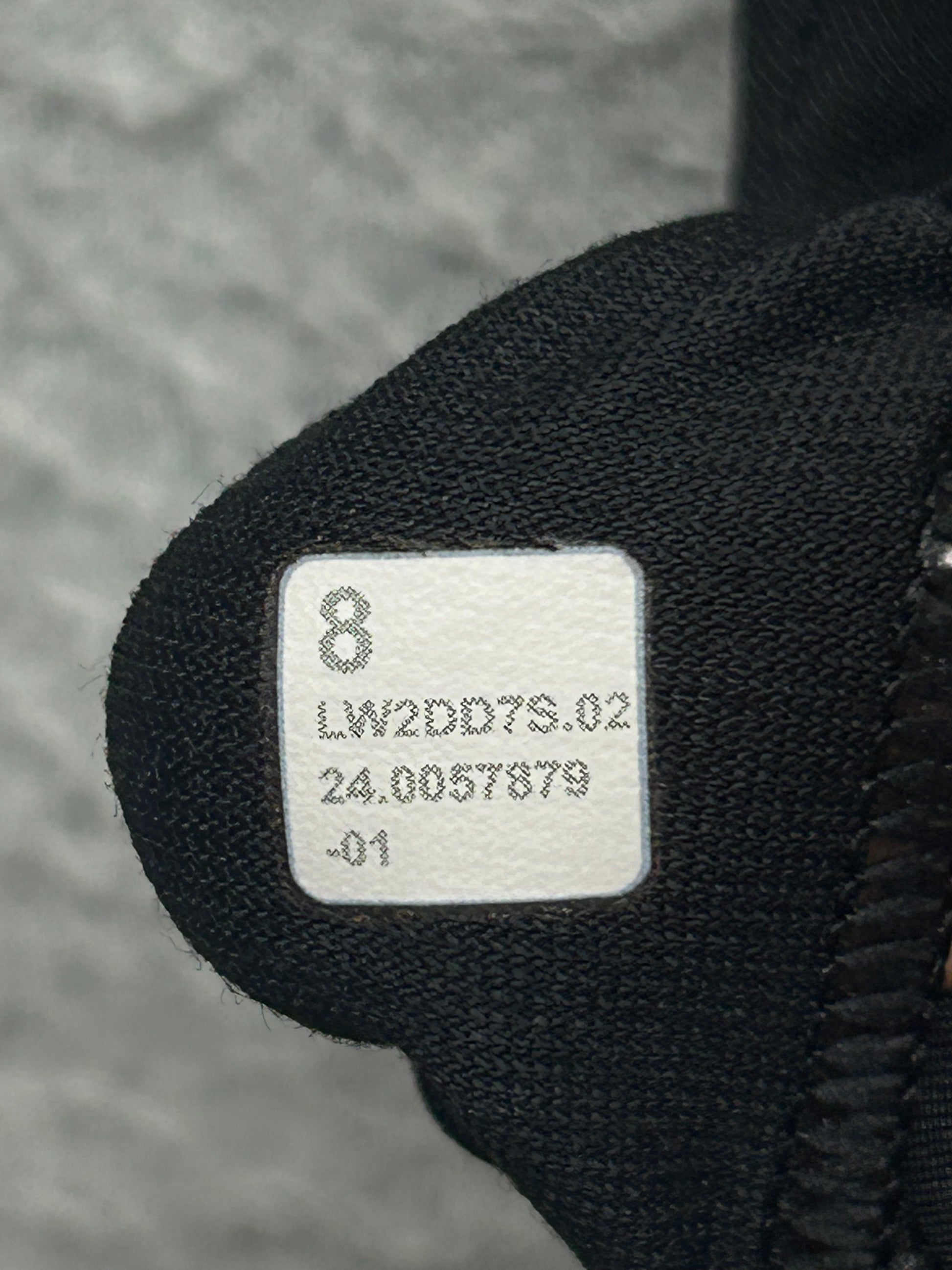 Lululemon Envital Bra Medium Support B/C Cup Size 8 Black