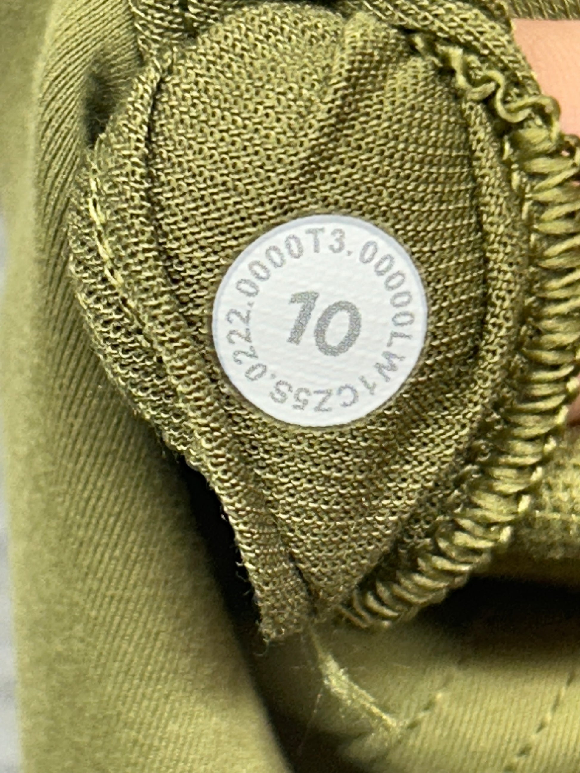 Lululemon InStill Tank Top Size 10 Bronze Green