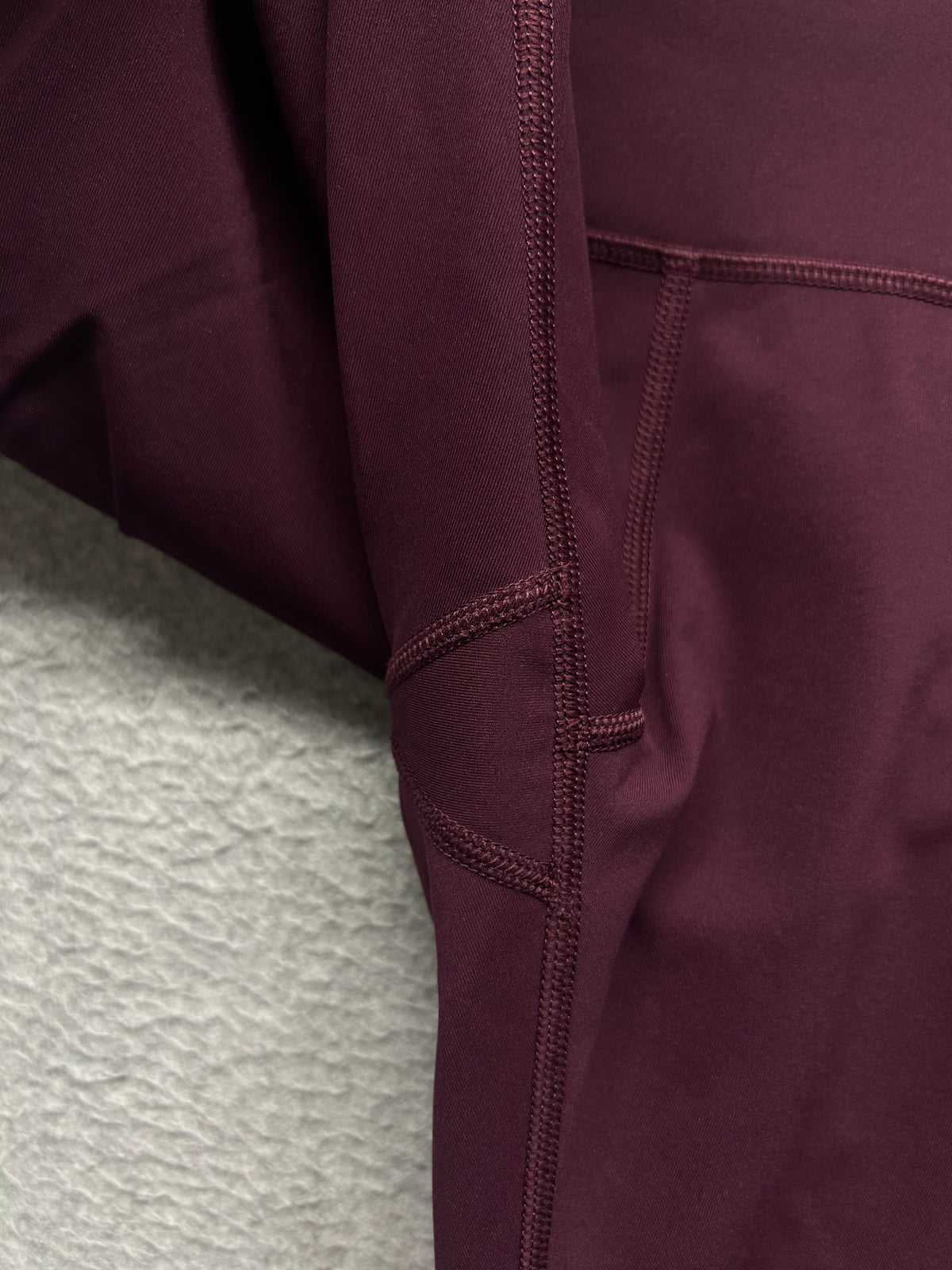 Lululemon Wunder Under Crop (Hi-Rise) (Full-On Luxtreme 21") Size 10 Dark Adobe