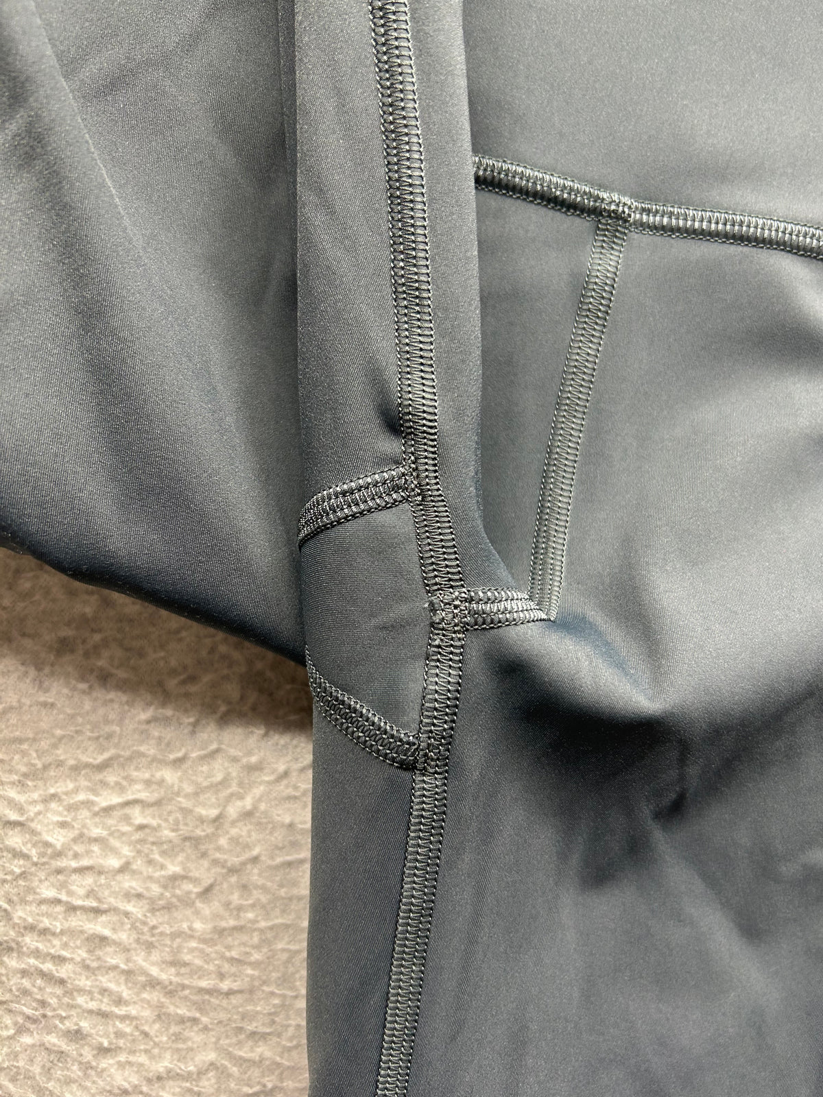 Lululemon Fast & Free 7/8 Tight II Non-Reflective Nulux 25" Size 6 Melanite