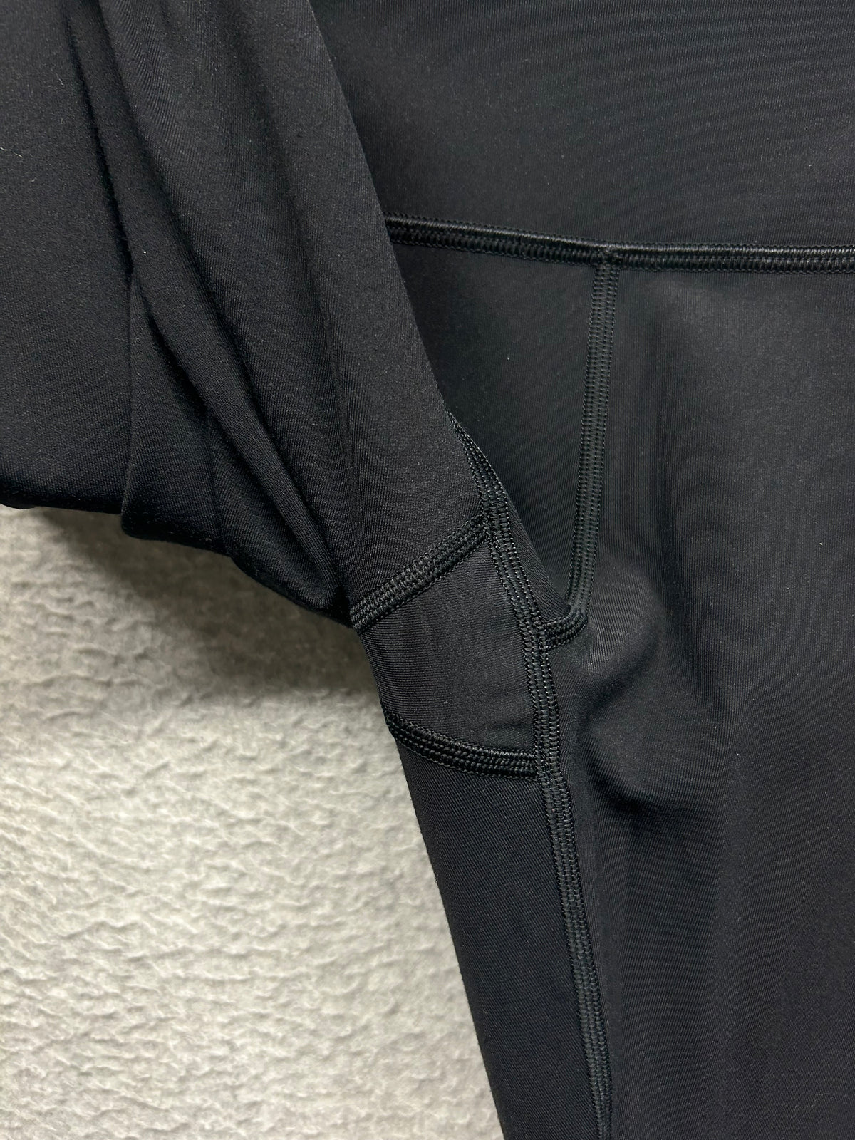 Lululemon Wunder Under High-Rise Tight 28" Brushed Full-On Luxtreme Size 6 Black