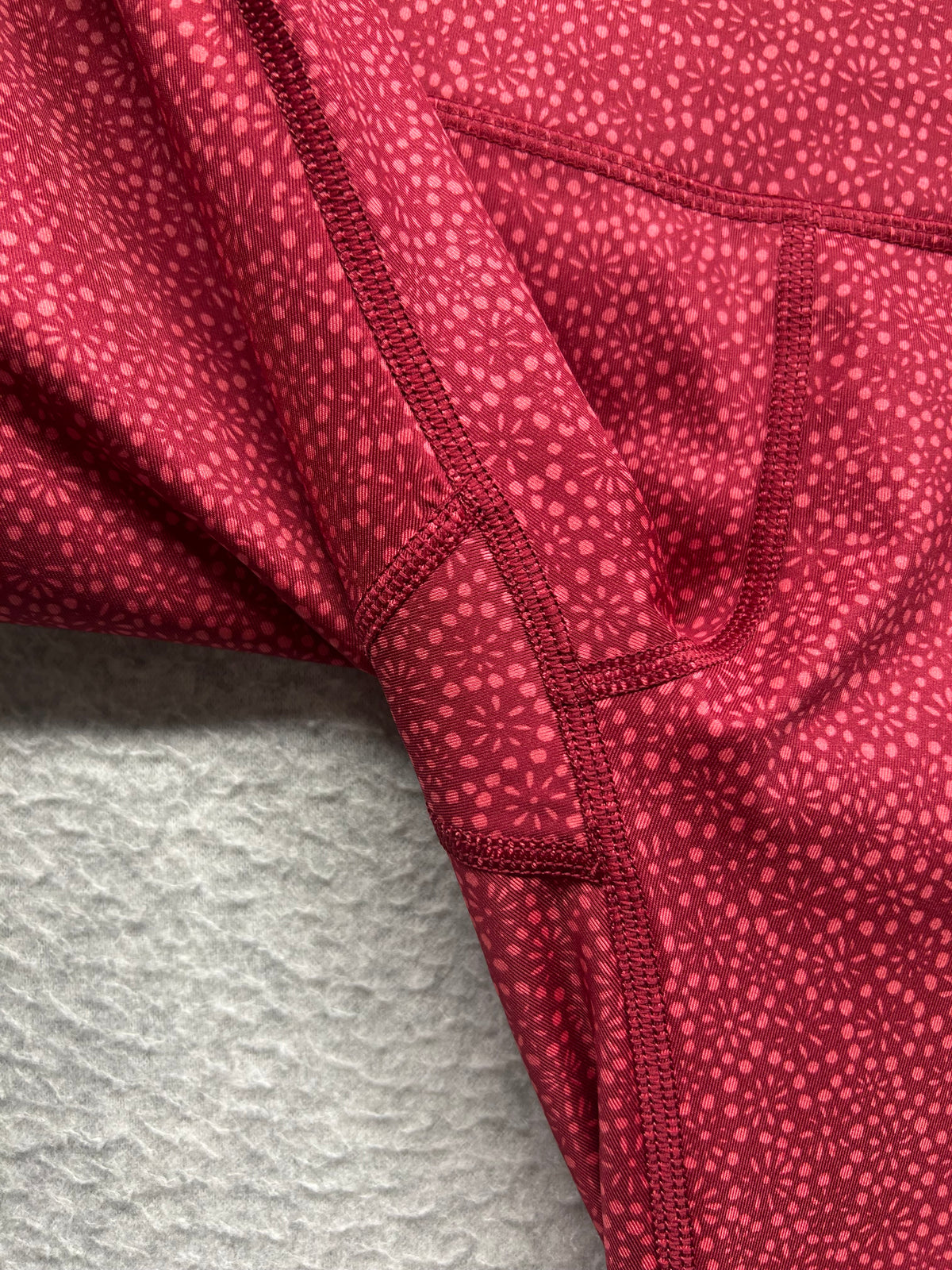 Lululemon Align High-Rise Pant 25" Size 6 Leopard Daisy Desert Red Magenta Smoke