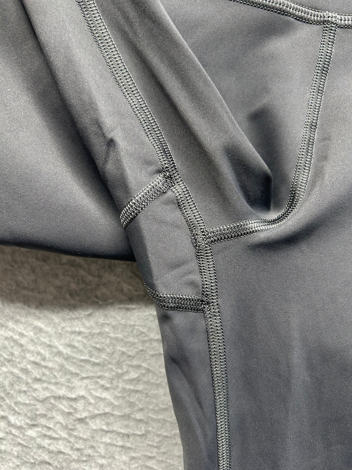 Lululemon Fast and Free High-Rise Crop II 23" Non-Reflective Size 8 Graphite Grey