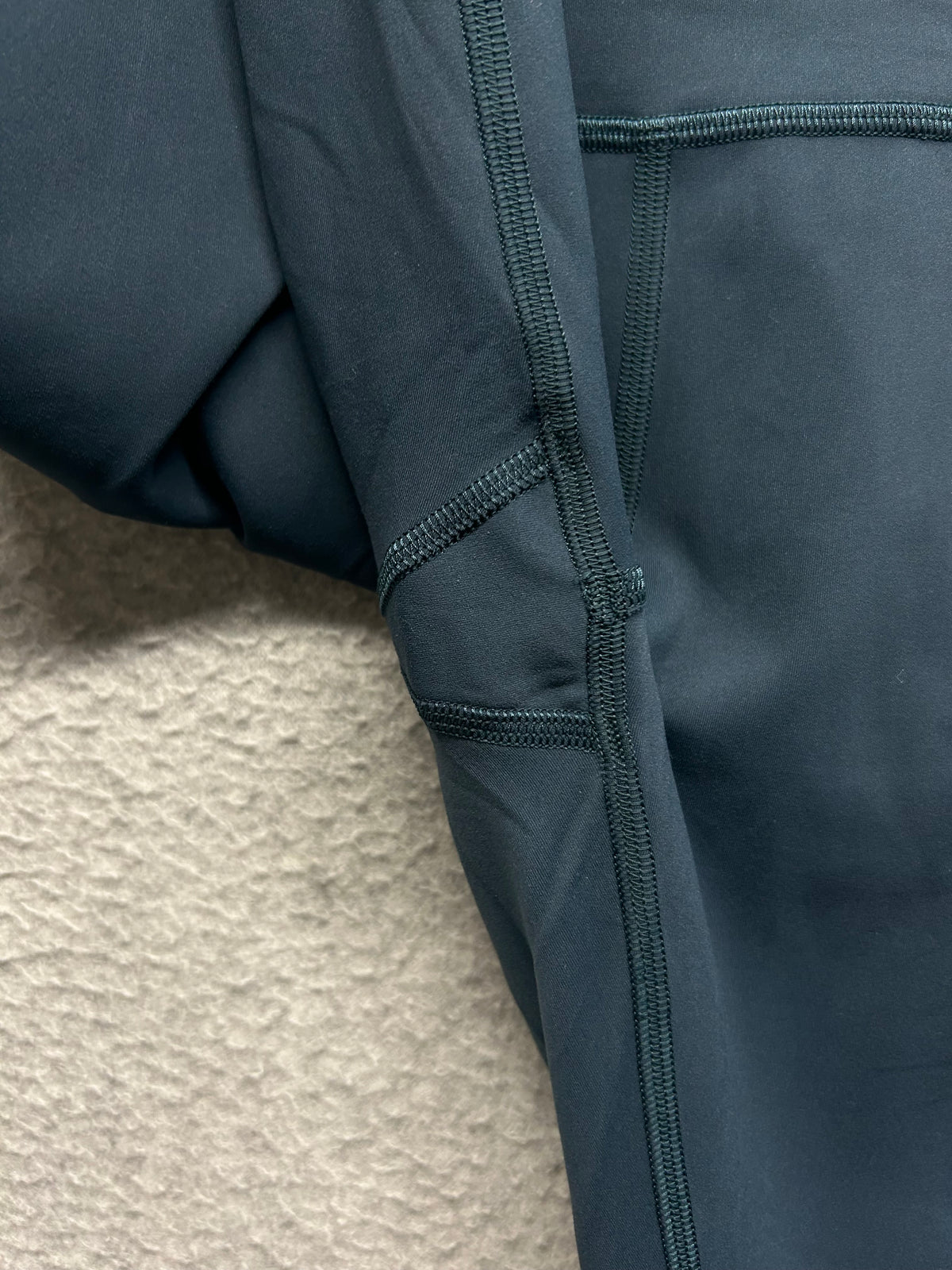Lululemon Wunder Train High-Rise Tight 25" Size 8 Submarine