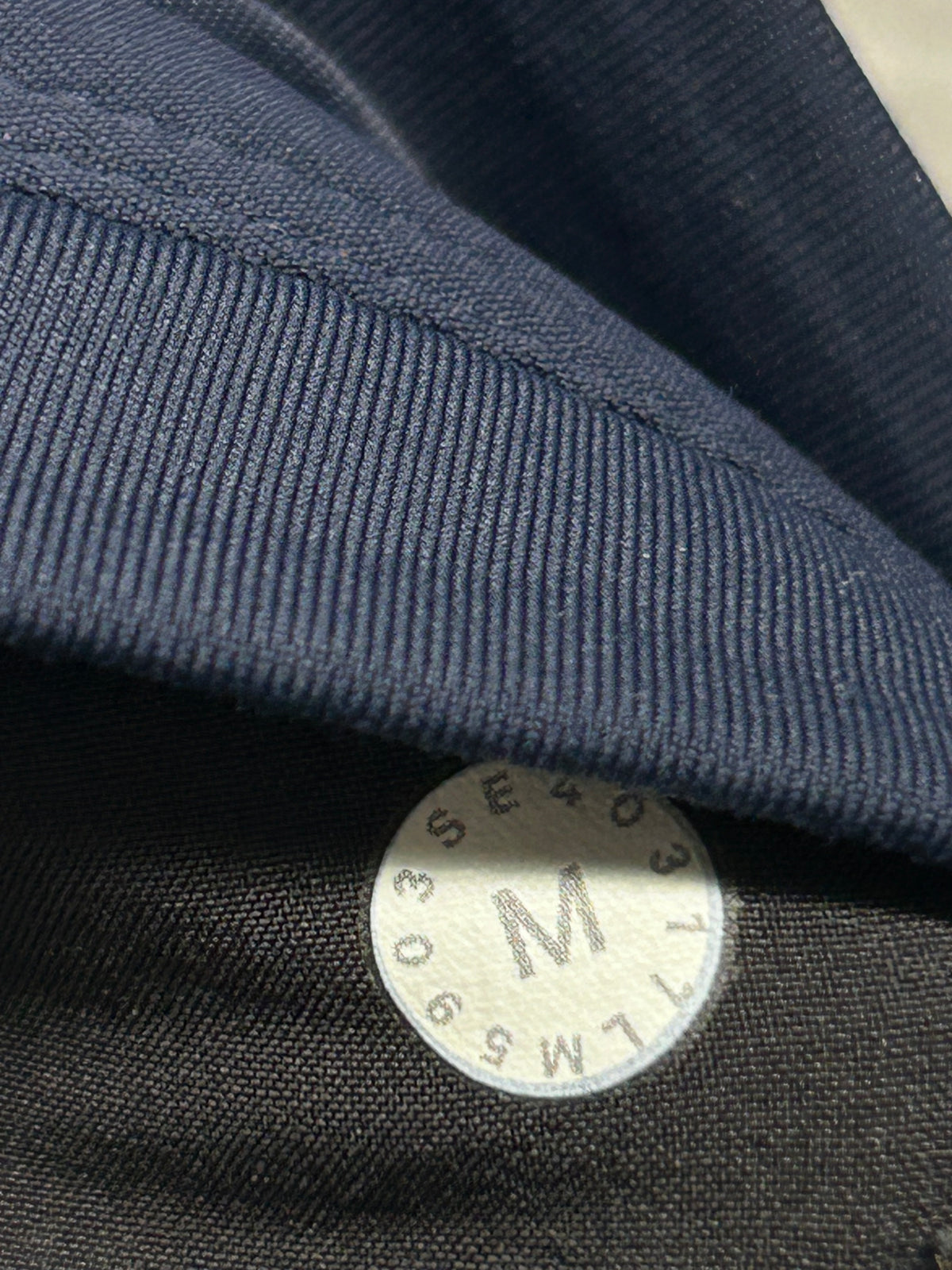 Lululemon Great Wall Pant 32" Size M Nautical Navy