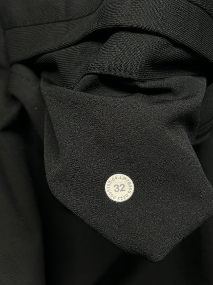 Lululemon Commission Classic-Fit Short 9" Warpstreme Size 32 Black
