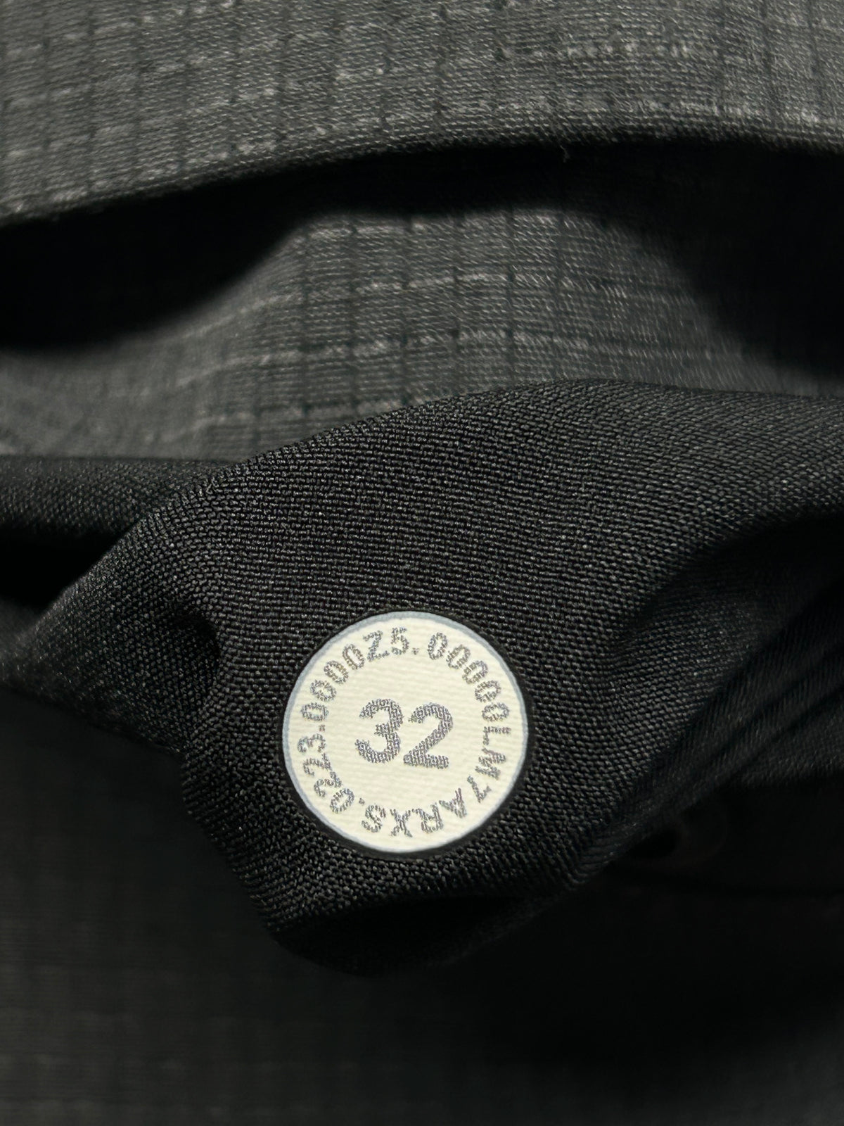 Lululemon Commission Classic-Fit Short 9" Warpstreme Size 32 Black (First Release)