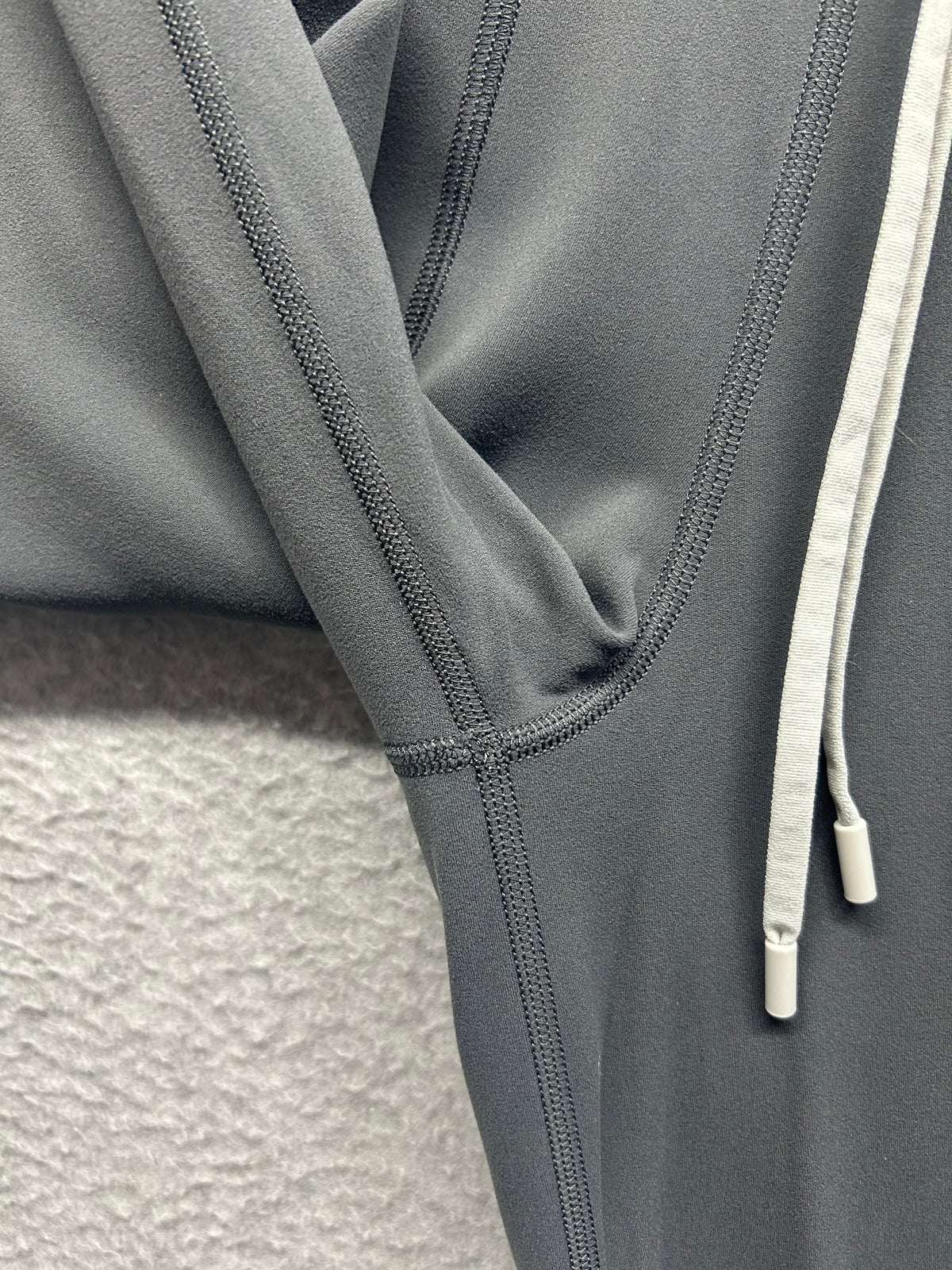 Lululemon Throwback Still Pant Size 6 Graphite Grey