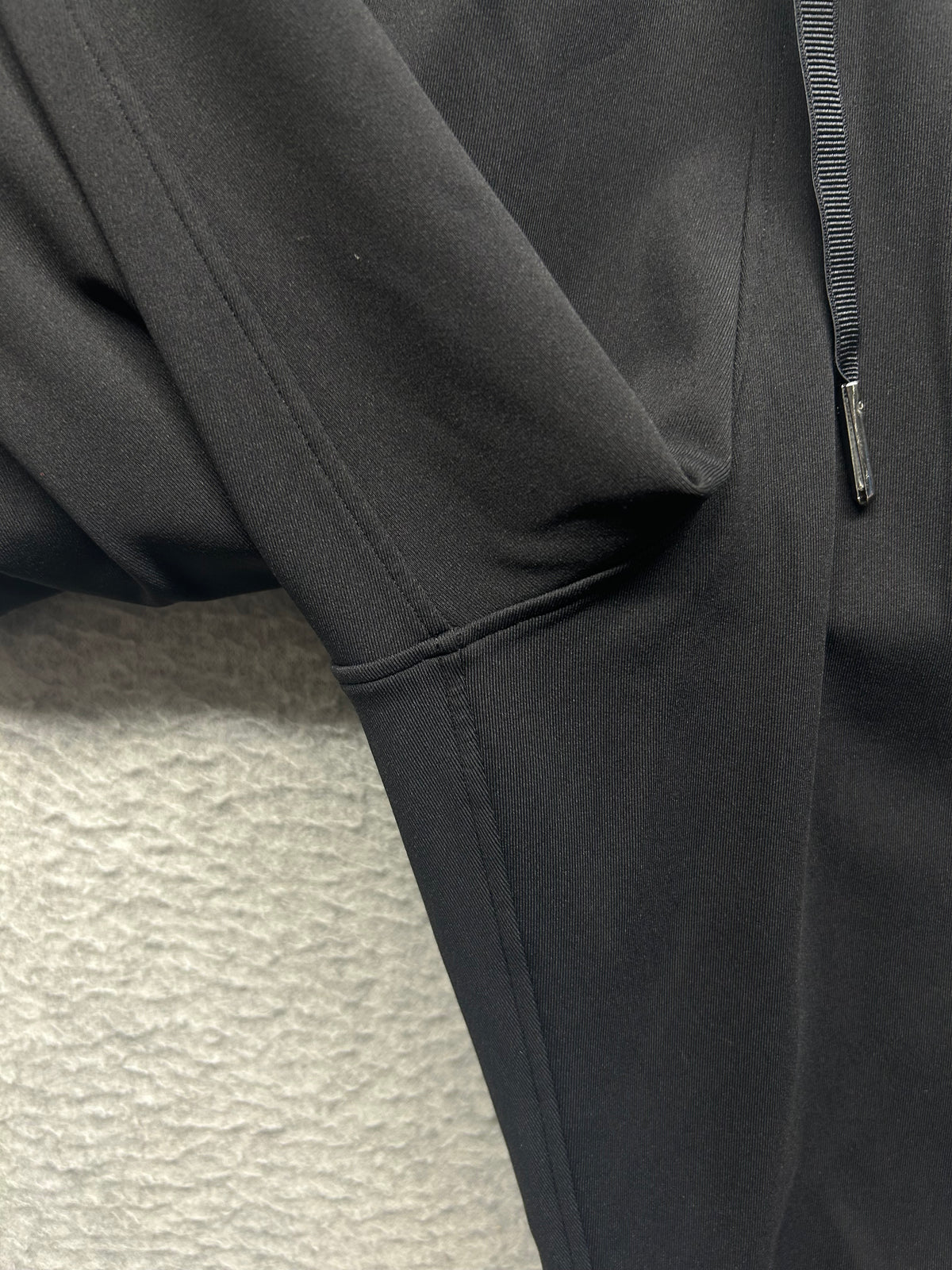 Lululemon On the Fly 7/8 Pant Size 6 Black