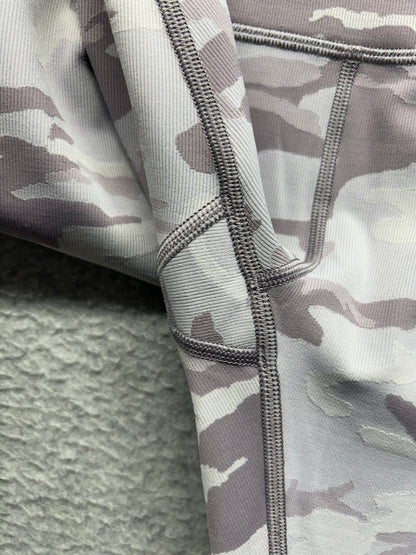 Lululemon Wunder Under High-Rise Tight 25" Luxtreme Size 6 Incognito Camo Jacquard Iced Iris Violet Verbana