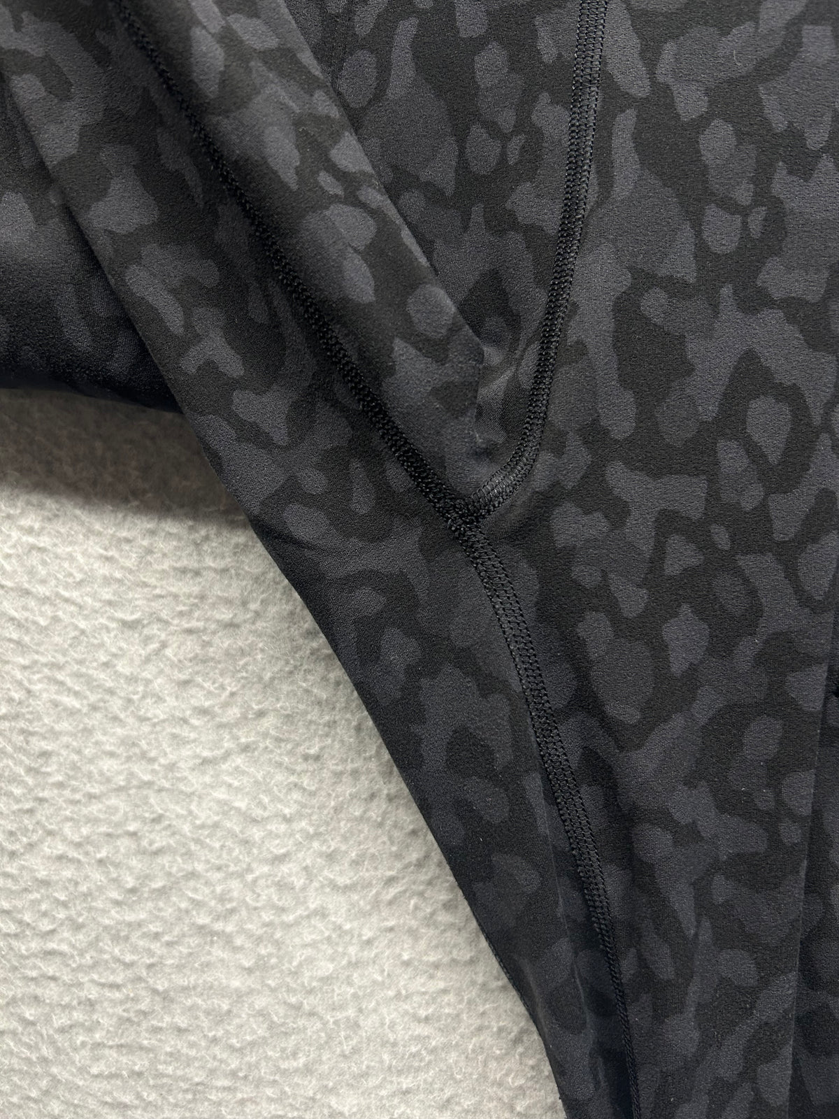Lululemon Align Jogger 28" Size 6 Formation Camo Deep Coal Multi