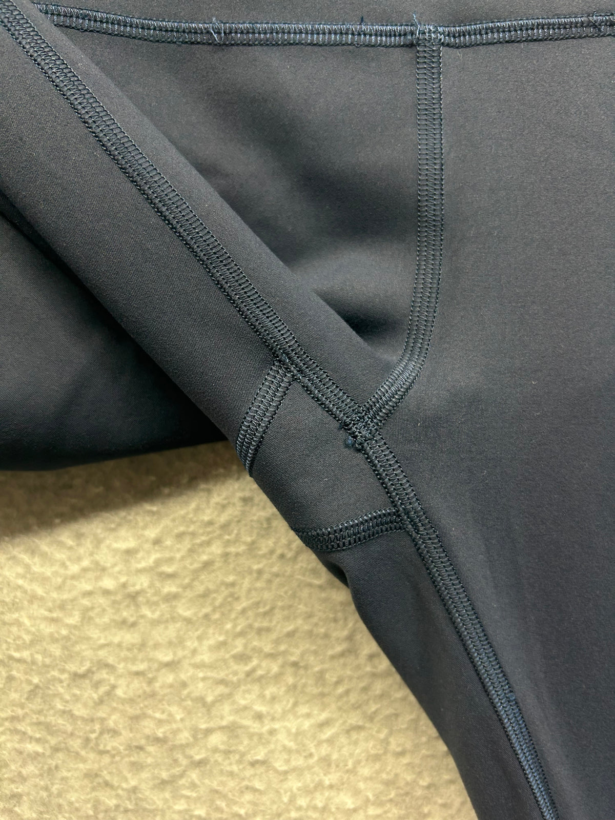 Lululemon Wunder Train High-Rise Tight 25" Size 6 Medium Forest