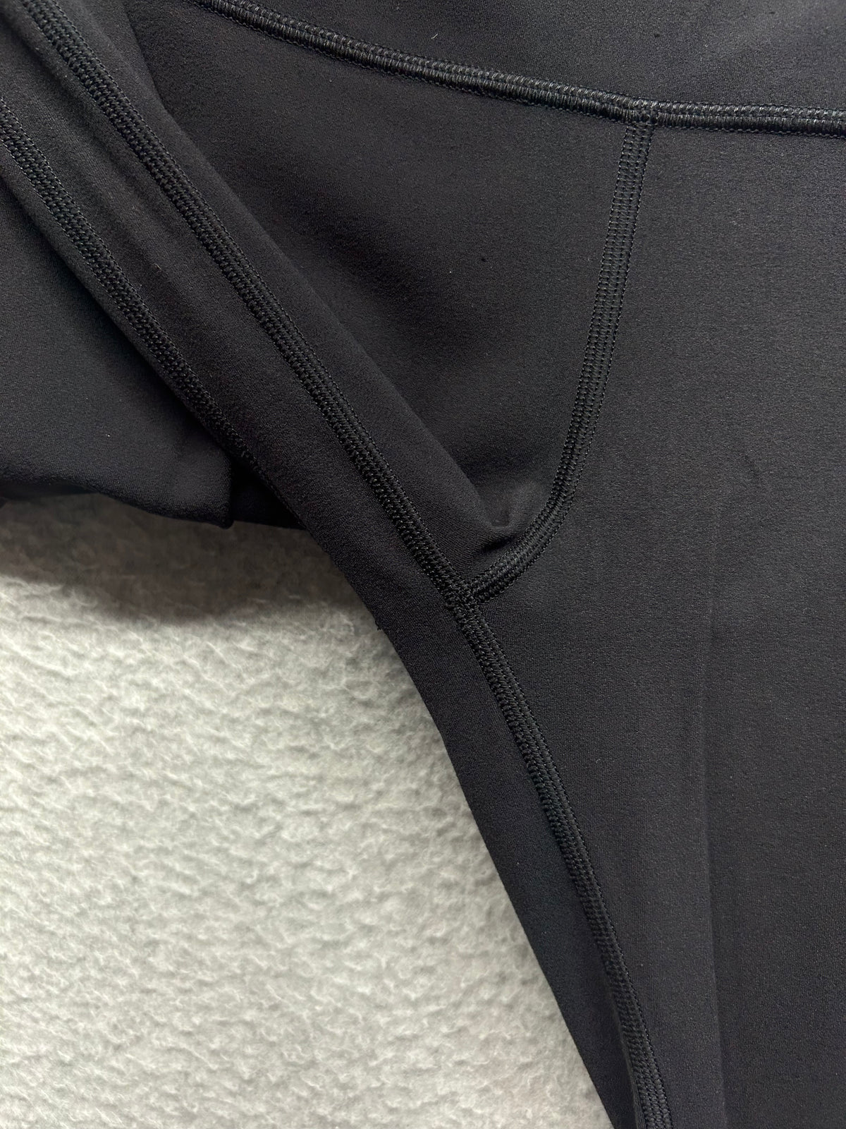 Lululemon Align Pant II 25" Size 6 Black