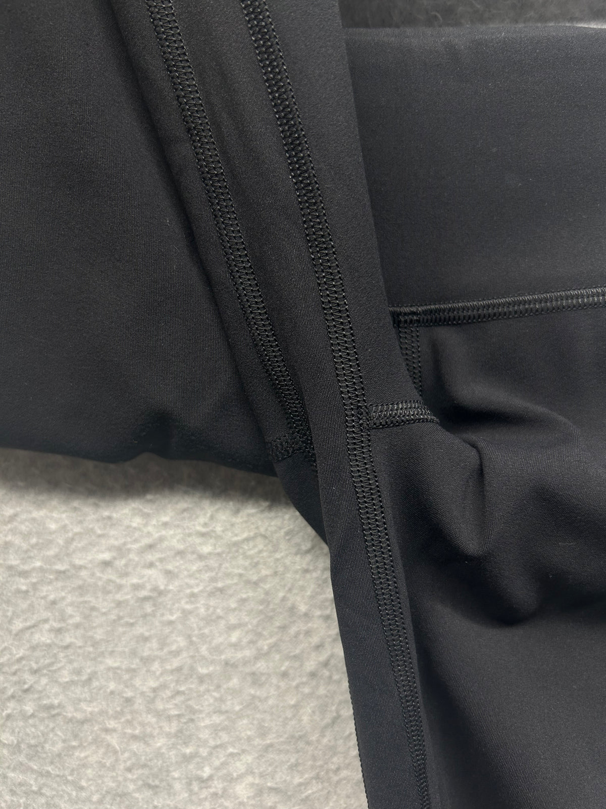 Lululemon Align Low-Rise Pant 25" Size 2 Black