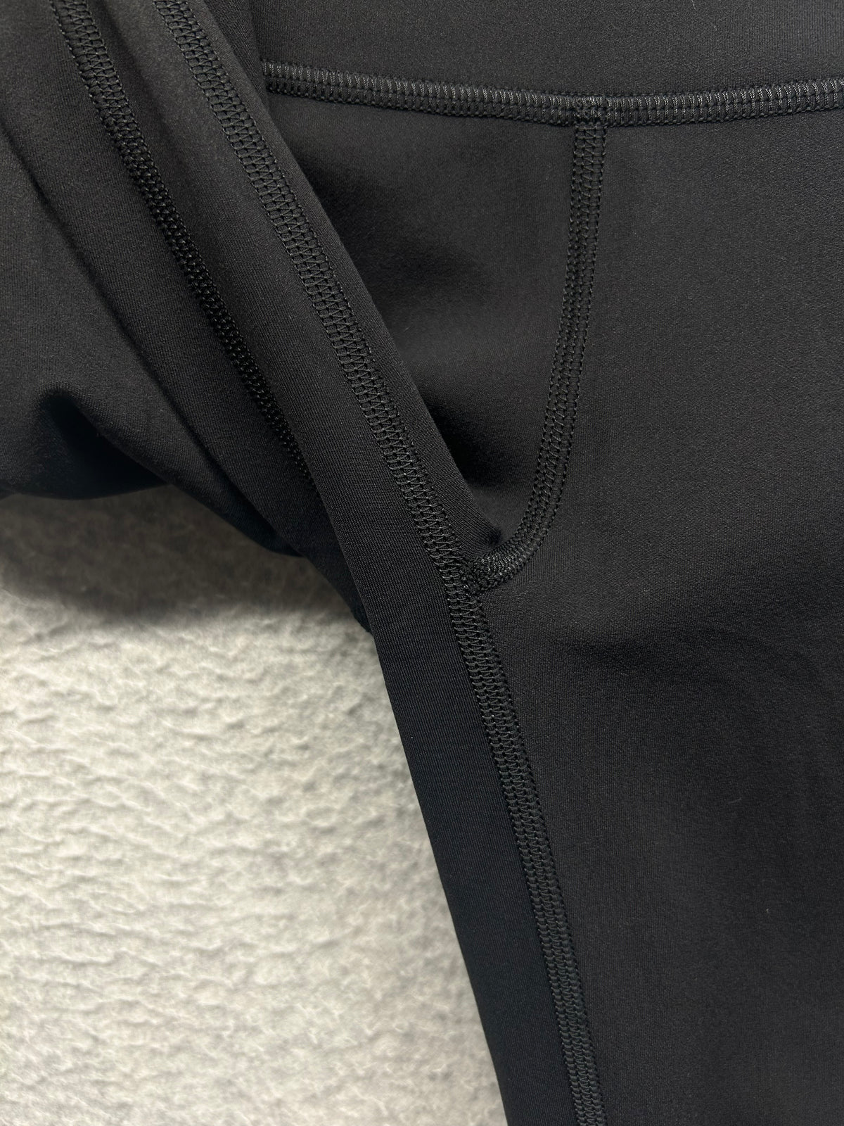 Lululemon Align High Rise Pant with Pockets 25" Size 2 Black