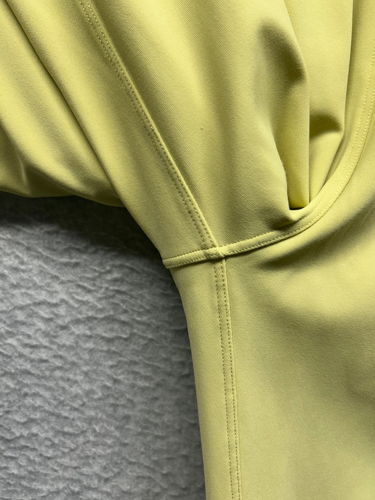 Lululemon Stretch High-Rise Jogger Full Length Size 2 Finch Yellow