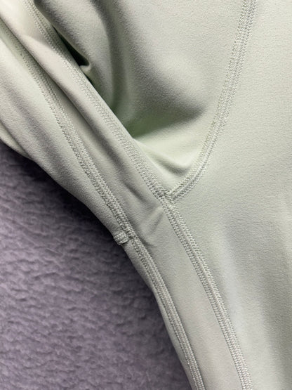 Lululemon Align High-Rise Crop 23" Size 4 Creamy Mint