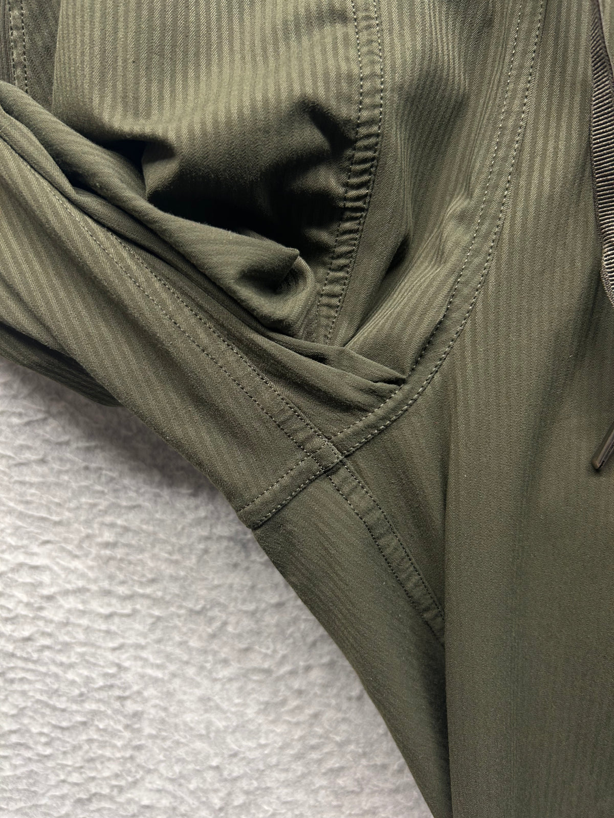 Lululemon Dance Studio Jogger 29" Size 4 Dark Olive