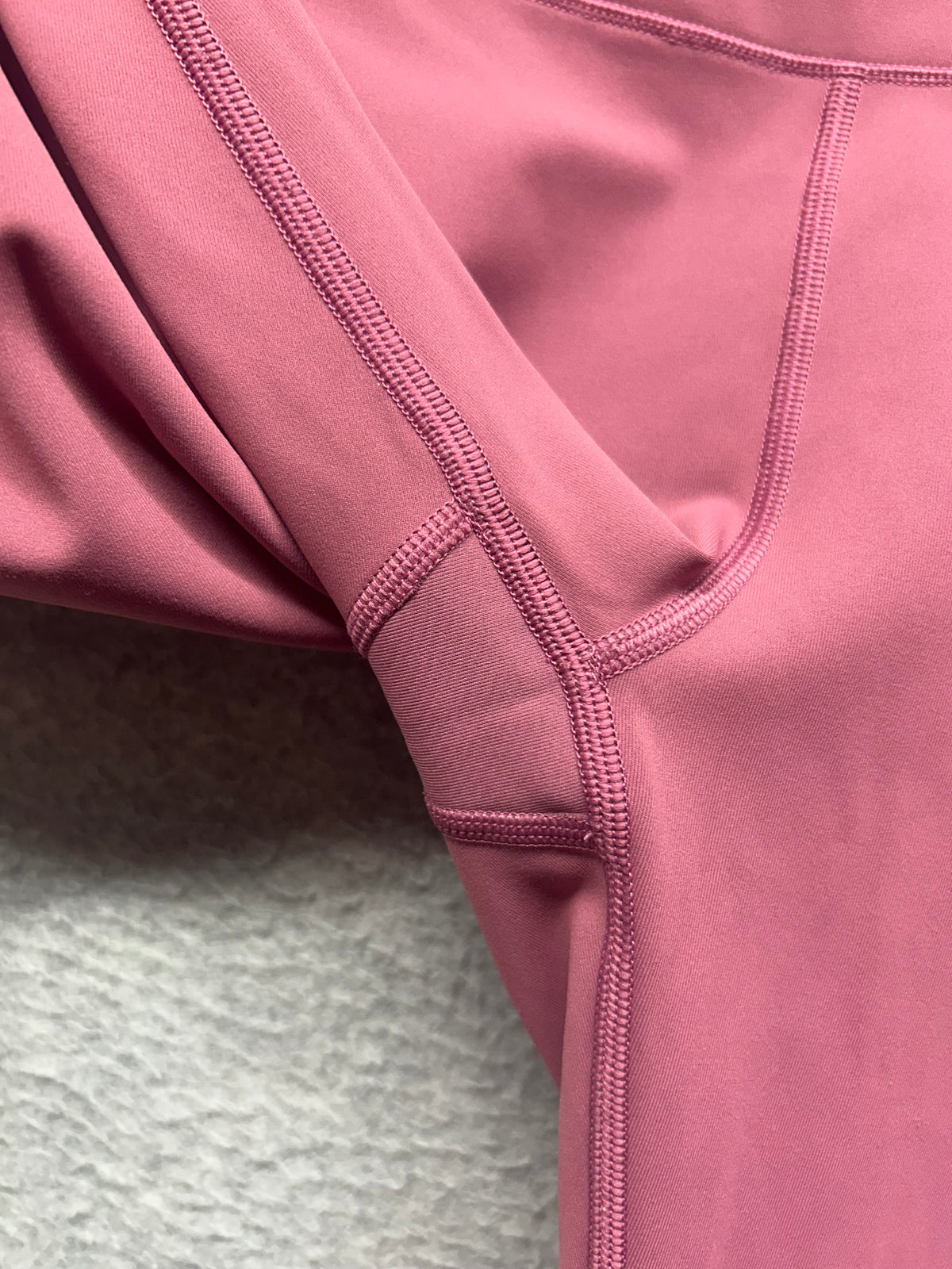 Lululemon Speed Up Crop 21" Size 8 Moss Rose