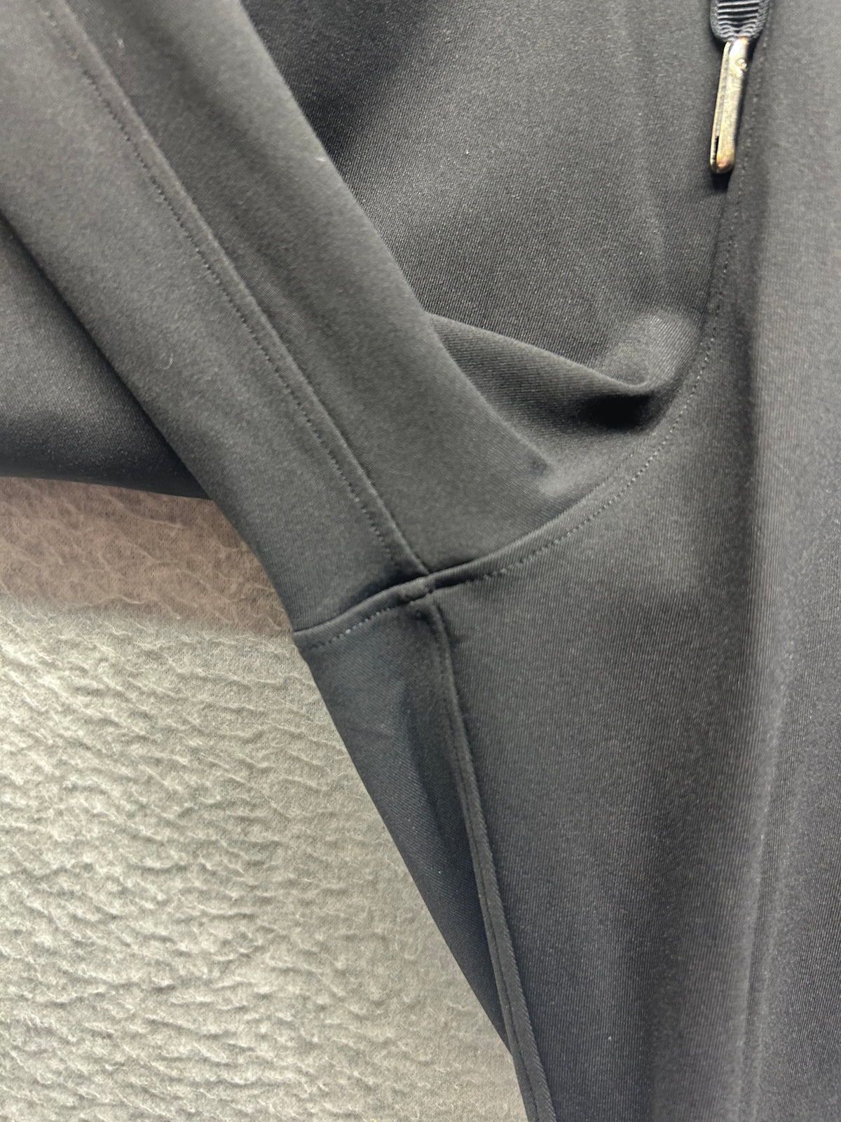 Lululemon On The Fly Pant 28" Size 8 Black