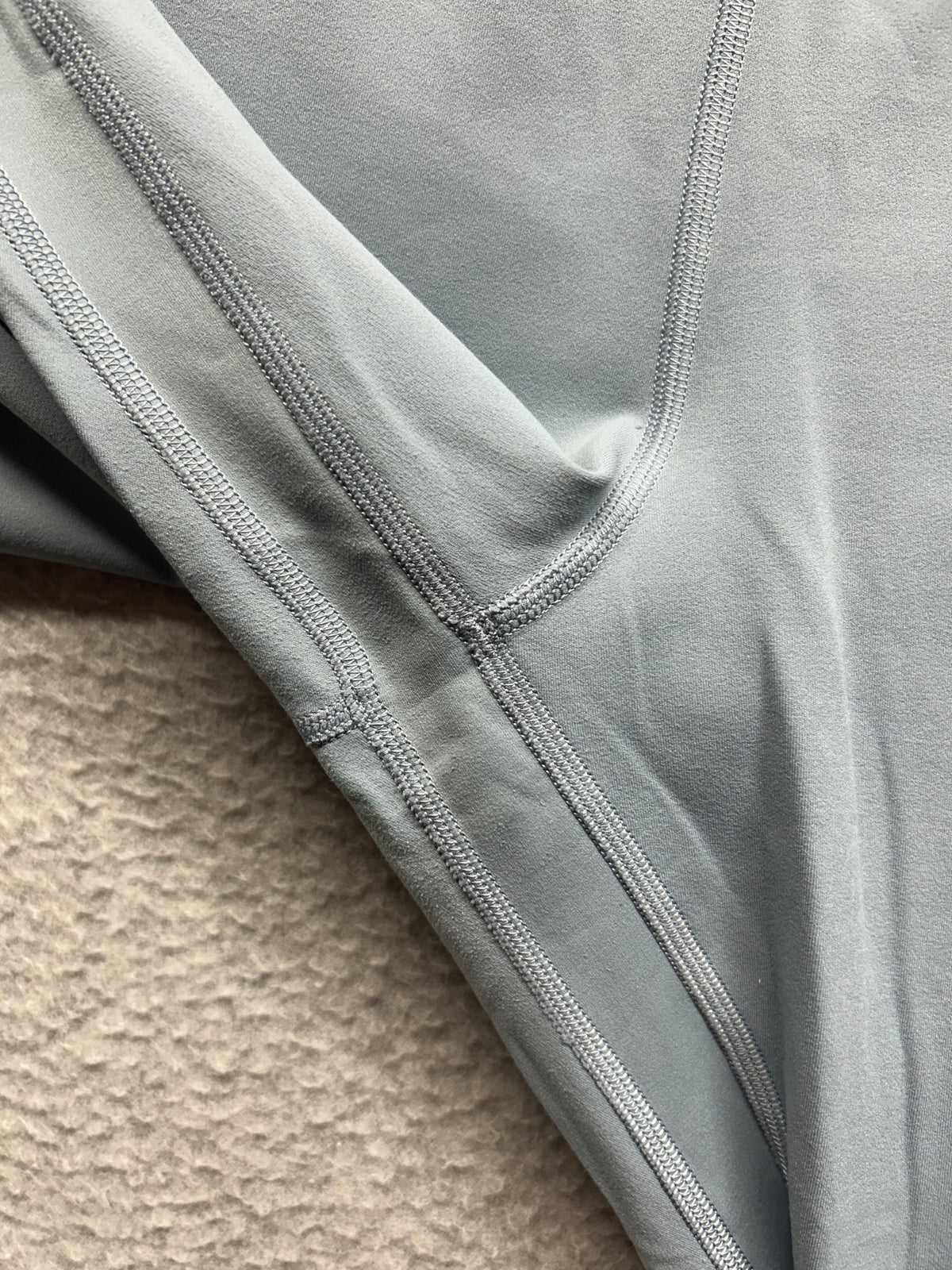 Lululemon Align Super High-Rise Crop 21" Size 12 Chambray