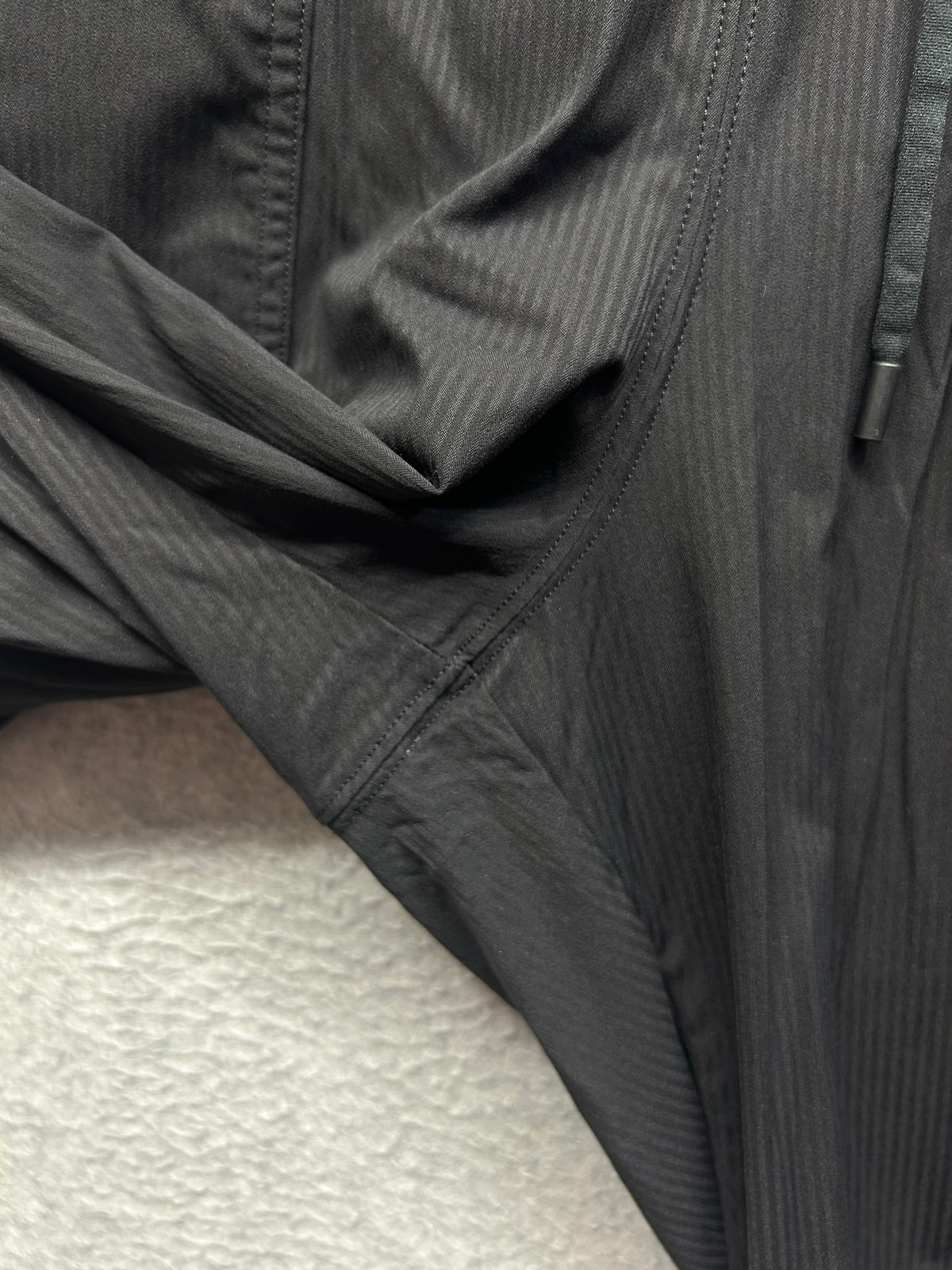 Lululemon Beyond the Studio Jogger Size 14 Black