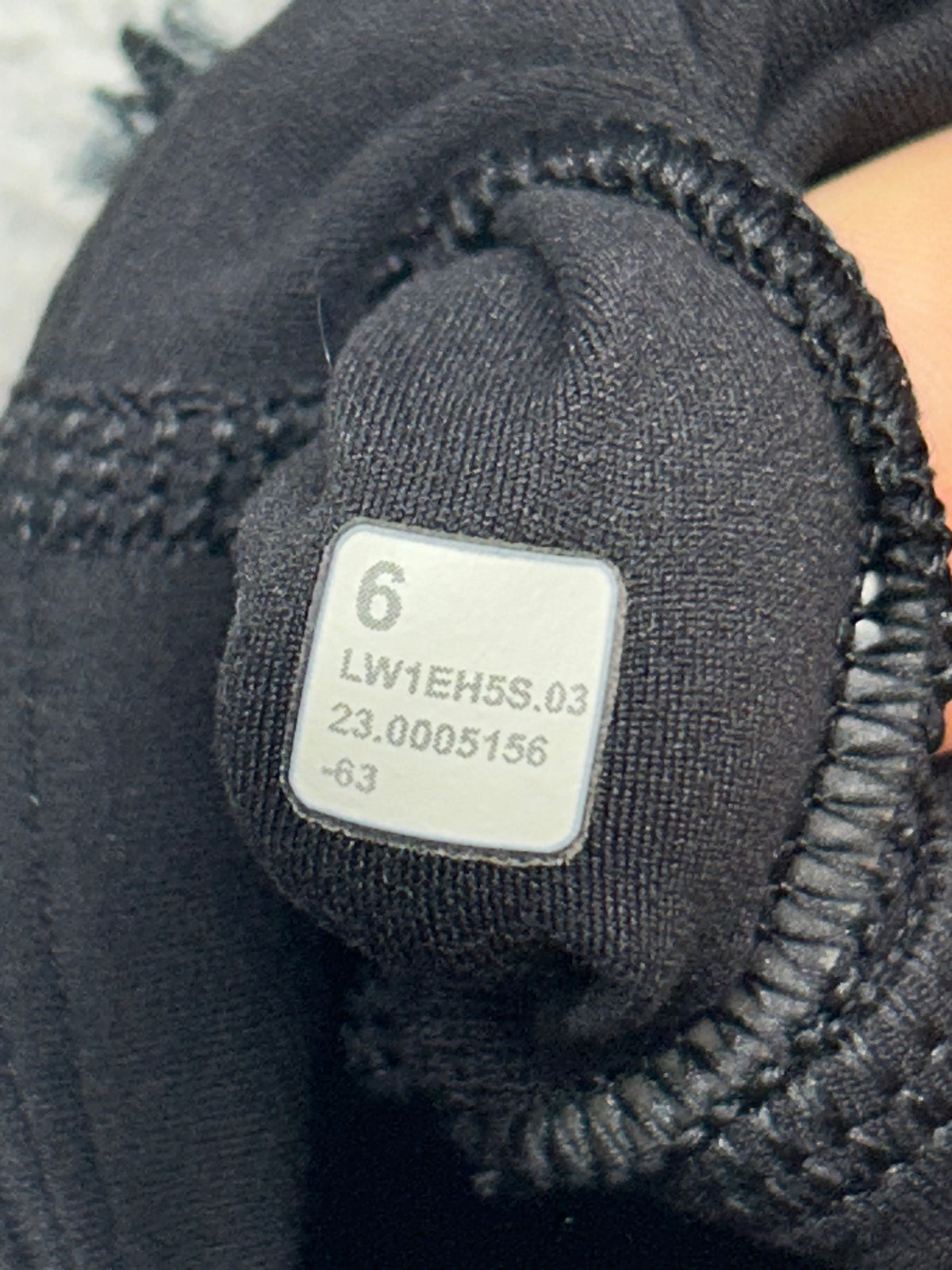 Lululemon Align Keyhole Halter Tank Top Size 6 Black