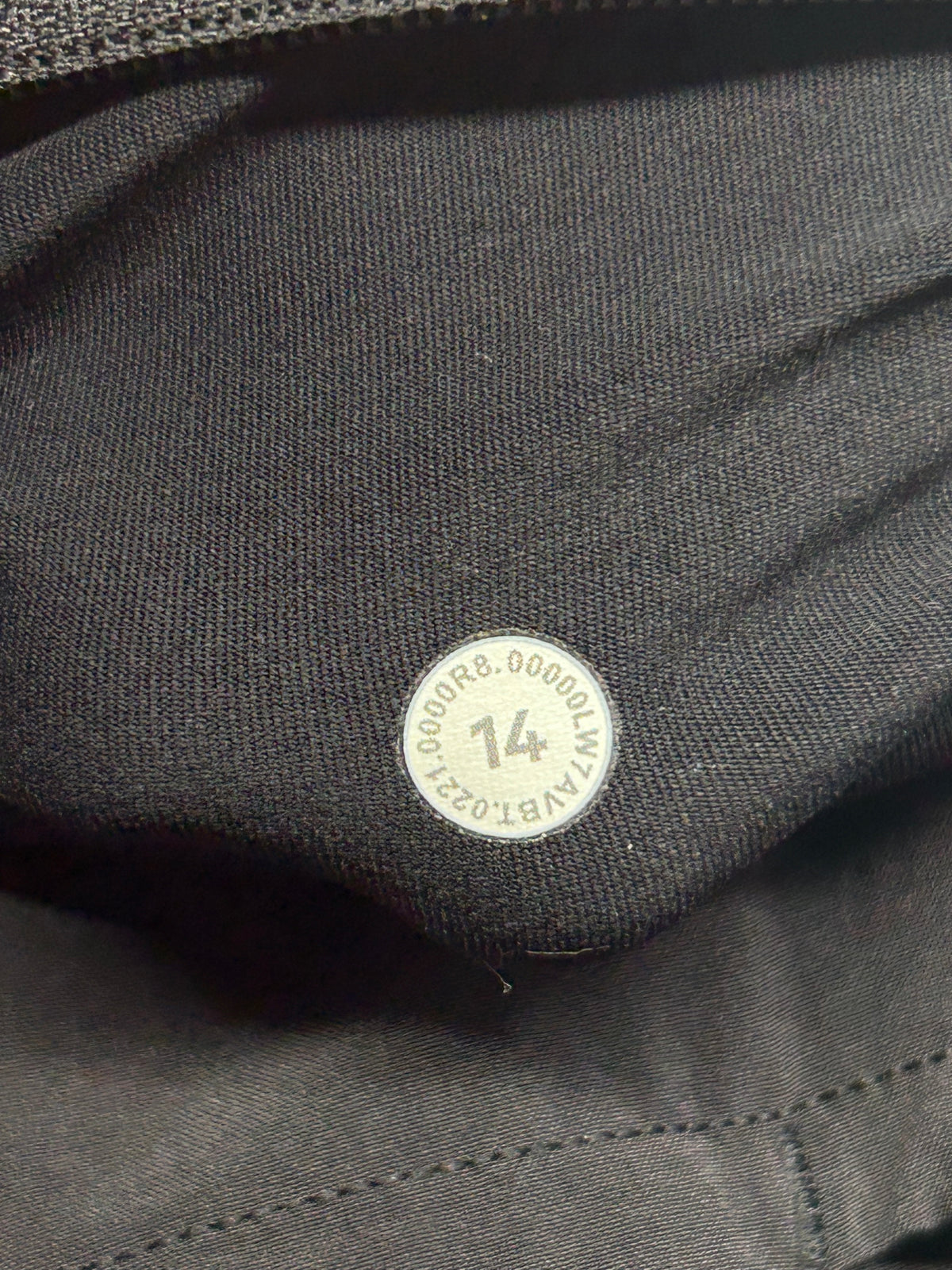Lululemon Speed Up Mid-Rise Short 4" Size 14 Black