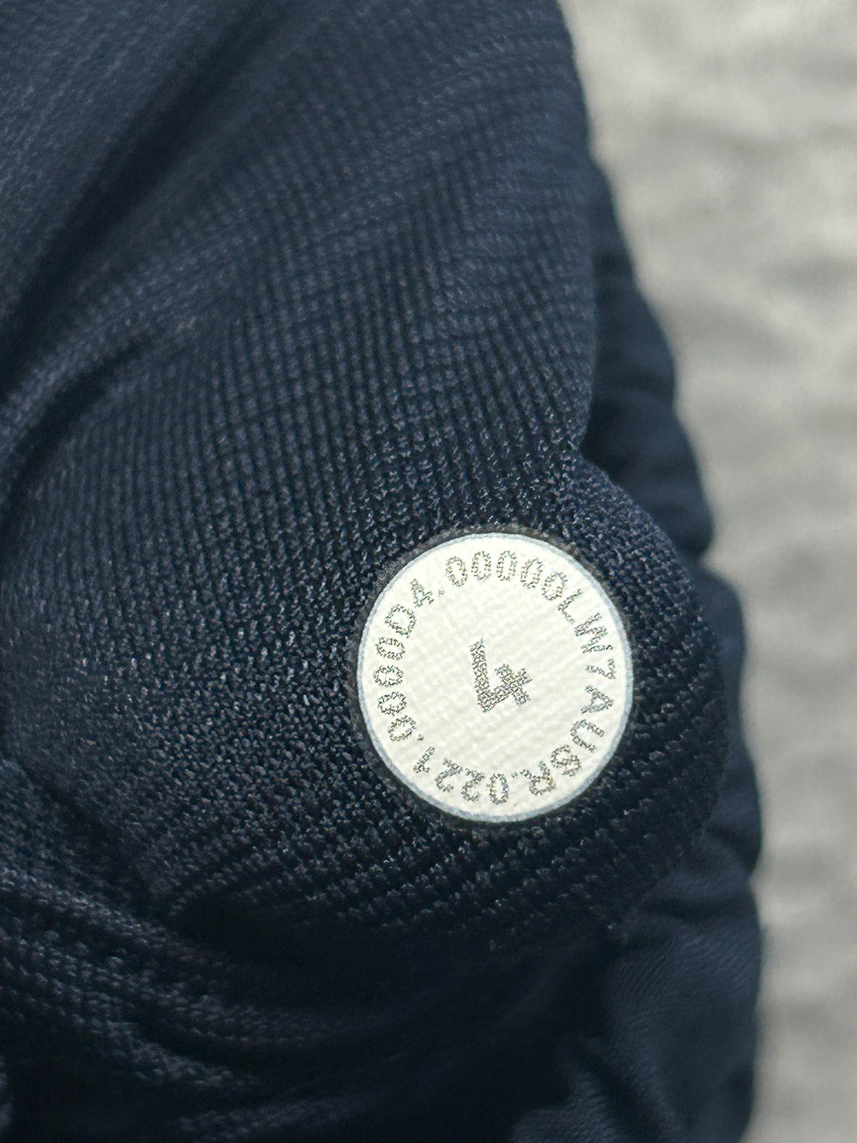 Lululemon Hotty Hot Low-Rise Lined Short 2.5" Size 4