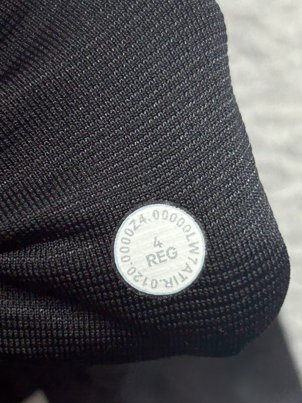 Lululemon Hotty Hot Short II 2.5" Size 4 Incognito Camo Multi Grey / Black